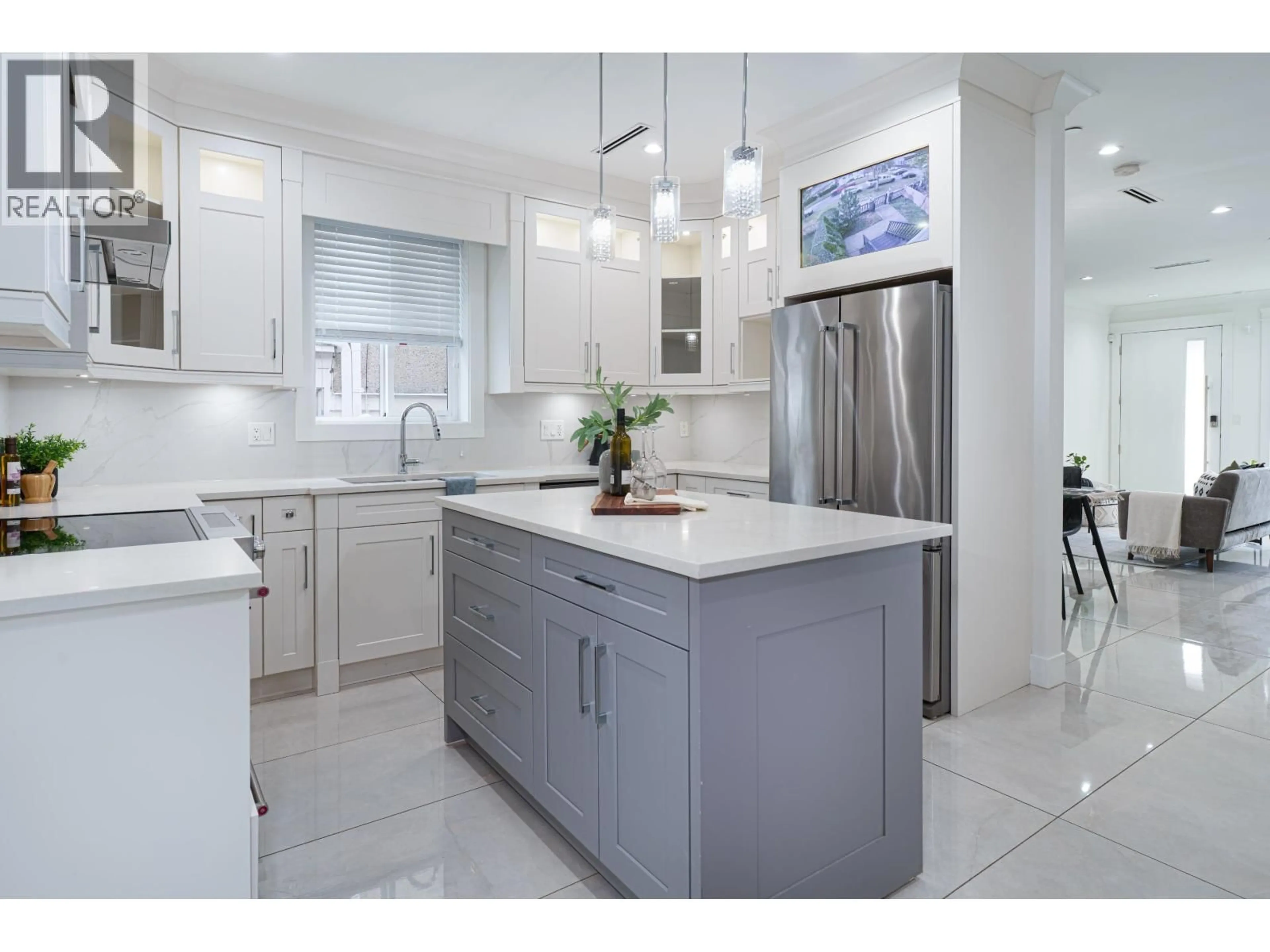 Contemporary kitchen, ceramic/tile floor for 3216 VIMY CRESCENT, Vancouver British Columbia V5M4B4