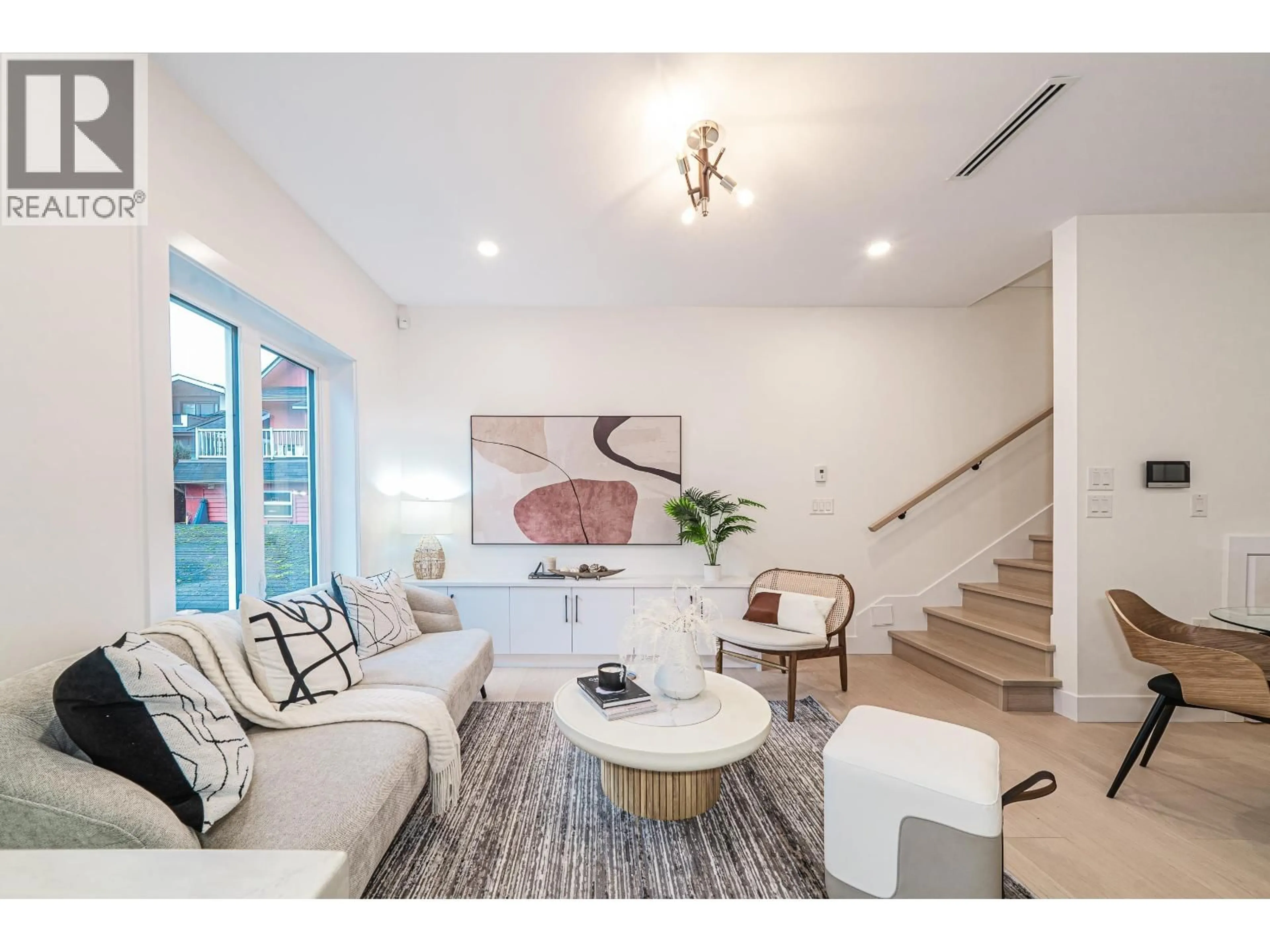 Living room with furniture, unknown for 1924 WILLIAM STREET, Vancouver British Columbia V5L2R8