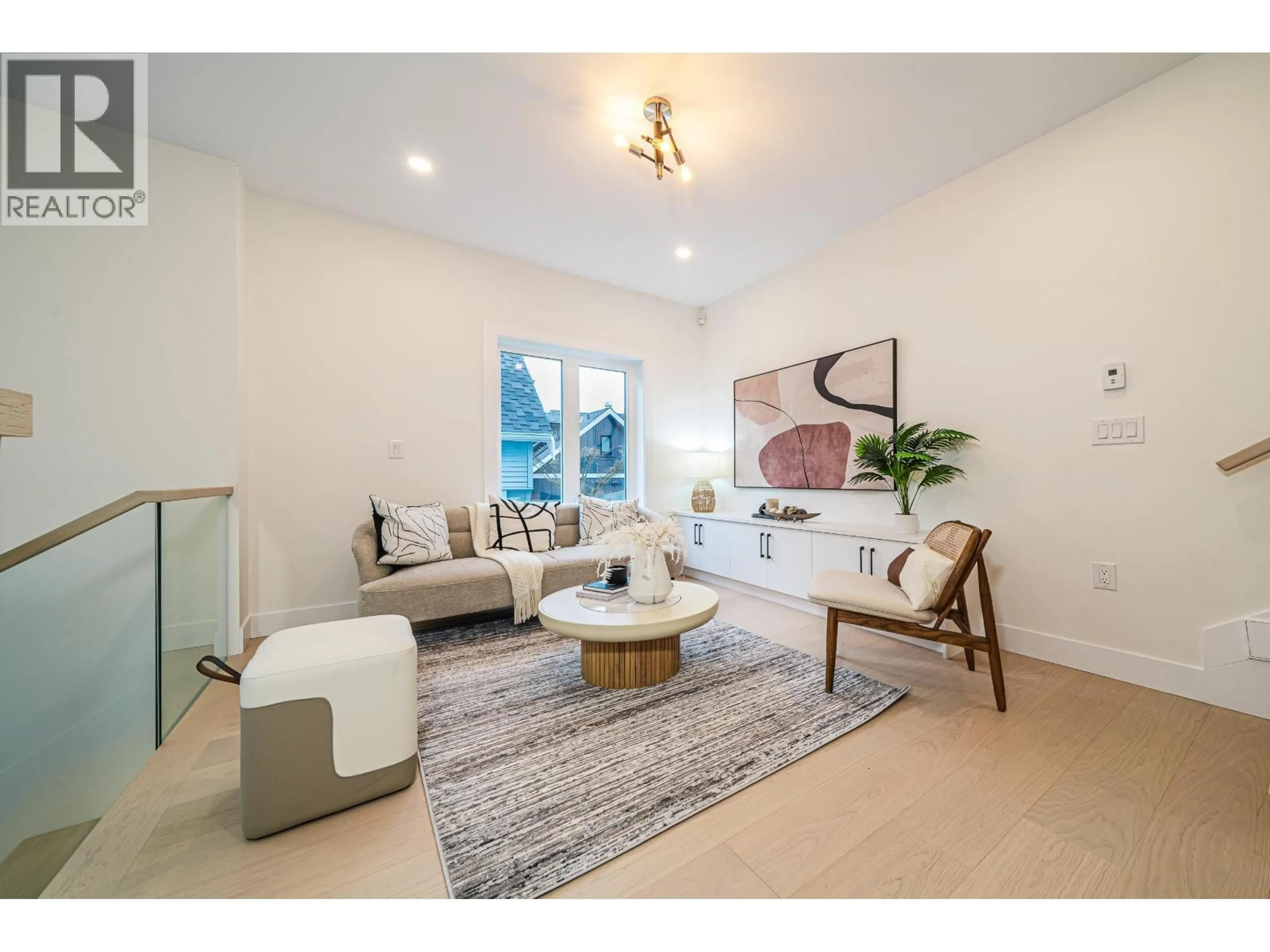 Living room with furniture, unknown for 1924 WILLIAM STREET, Vancouver British Columbia V5L2R8