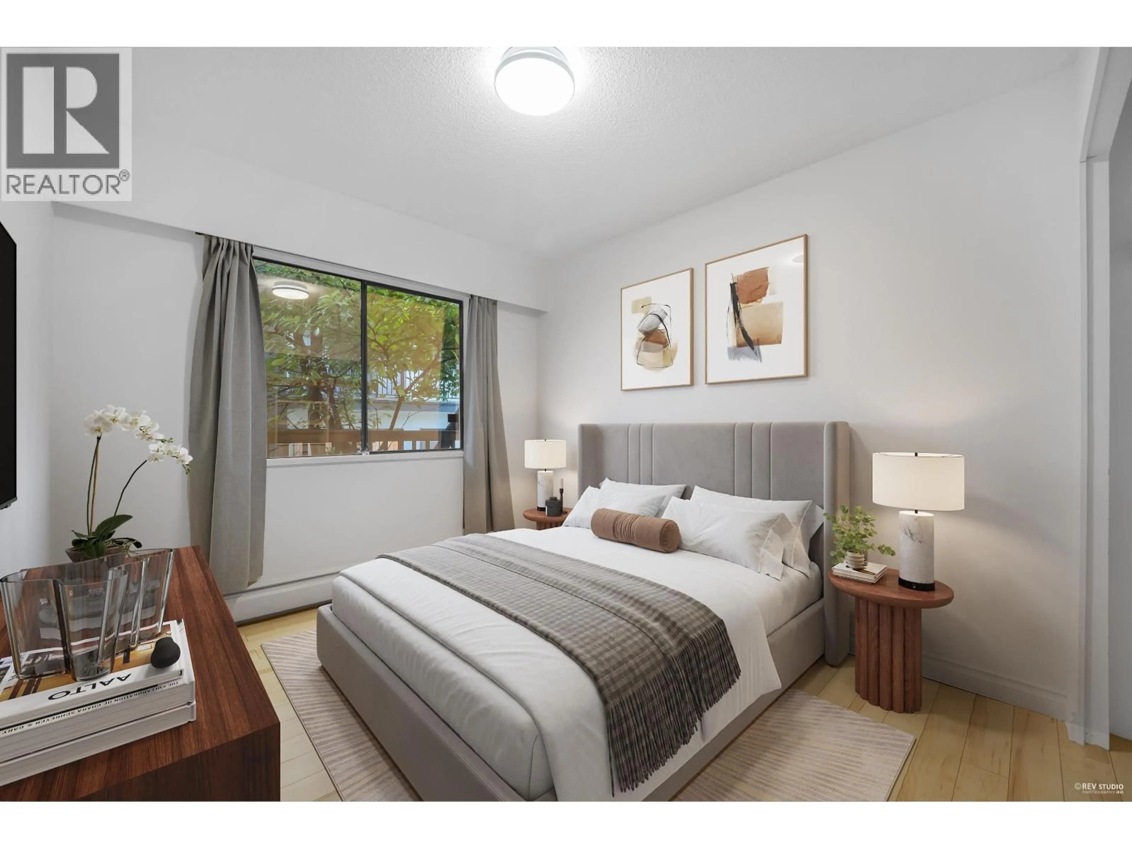 Bedroom with bed, unknown for 103 - 150 5TH STREET, North Vancouver British Columbia V7L1L5