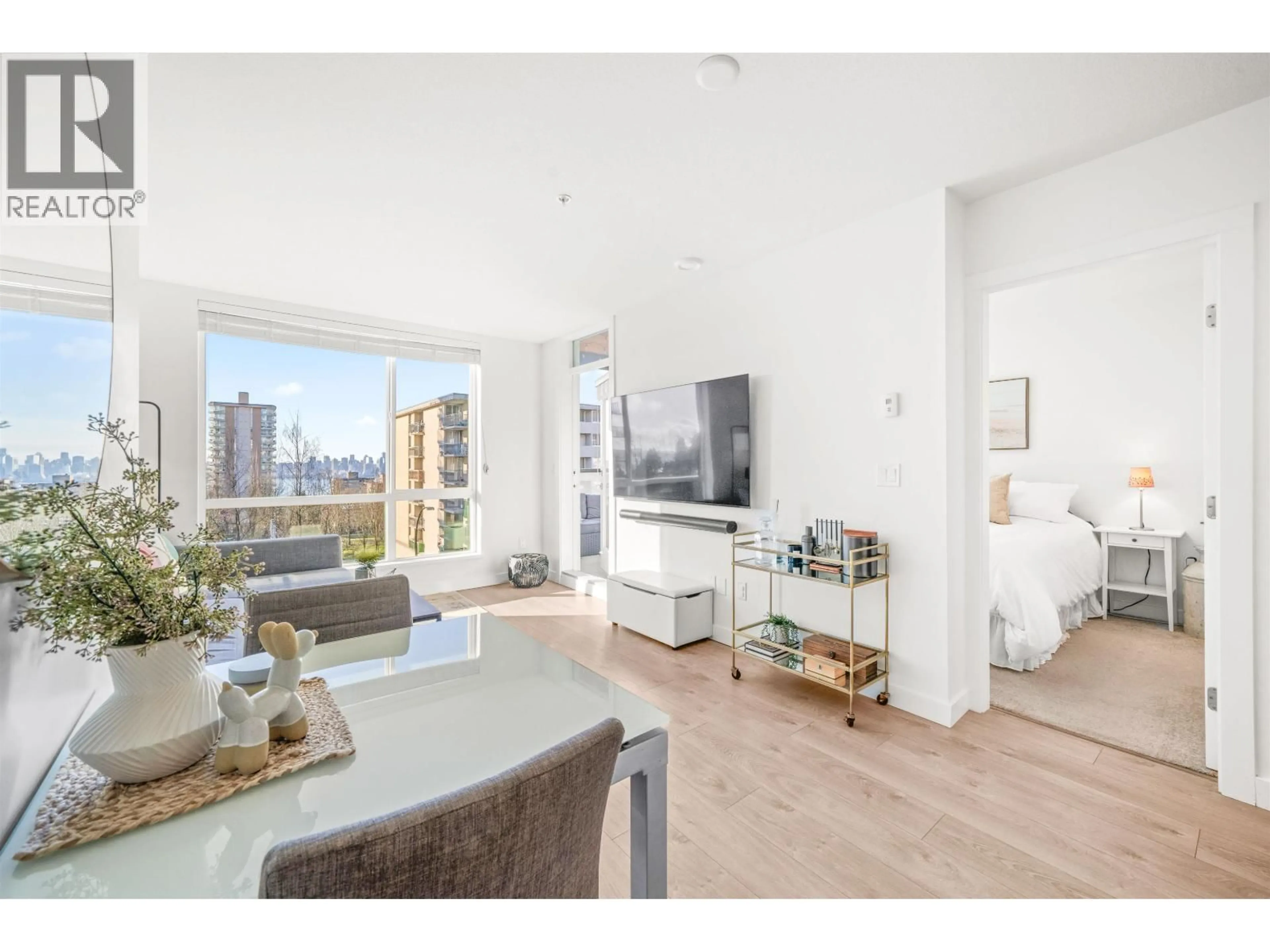 Unknown for 304 - 108 8TH STREET, North Vancouver British Columbia V7L0H1