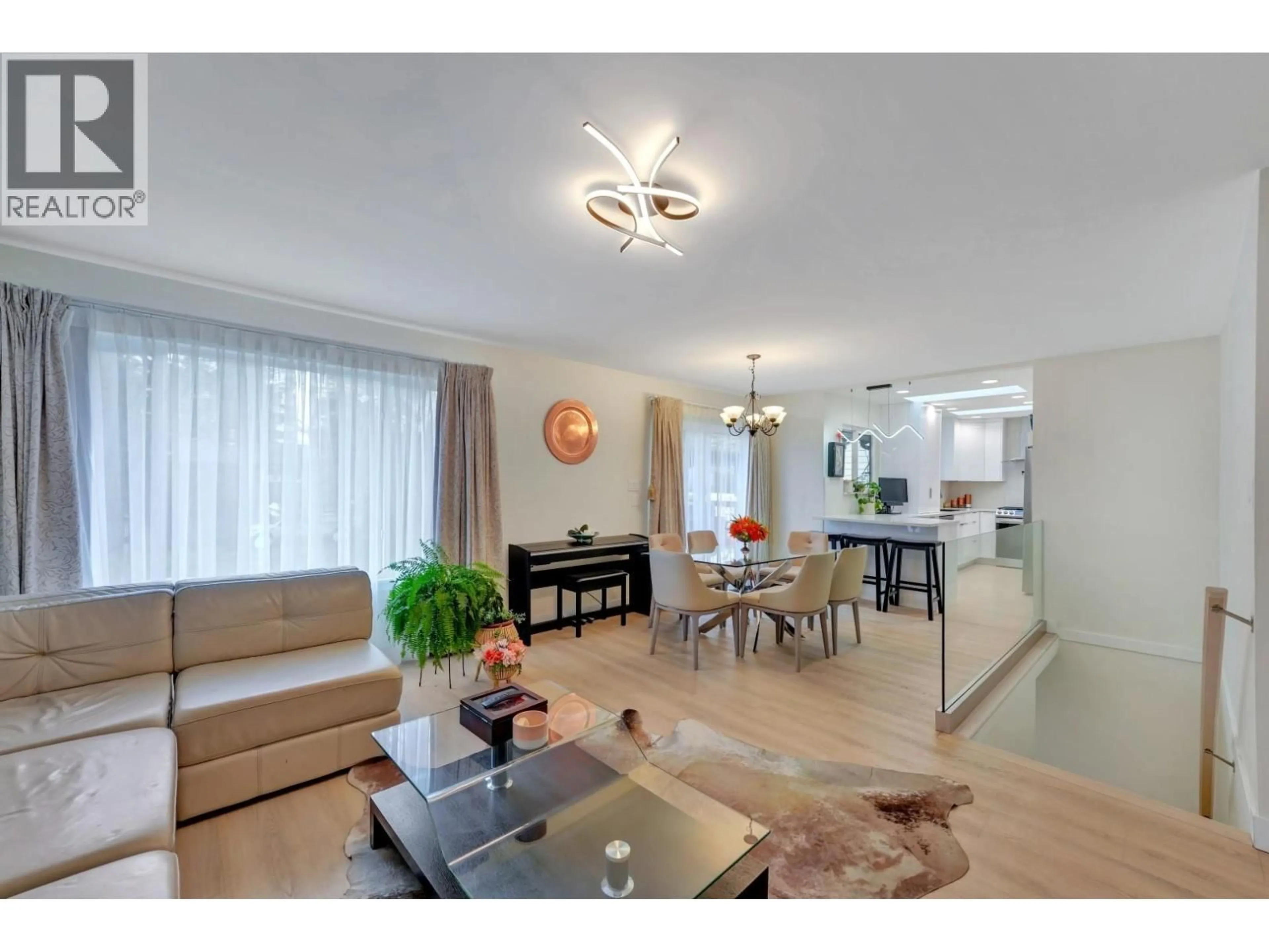 Living room with furniture, unknown for 3512 PEARKES PLACE, Port Coquitlam British Columbia V3B5E5