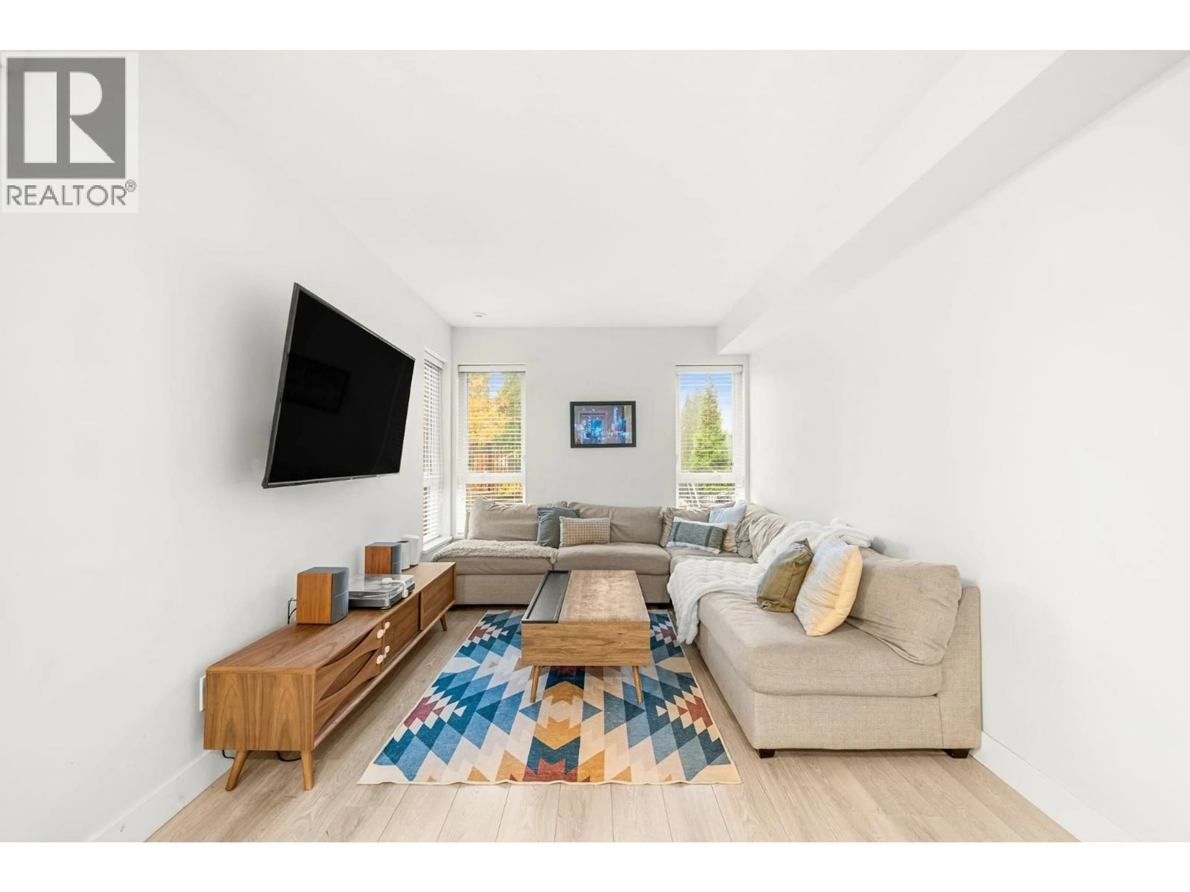 Living room with furniture, unknown for 28 - 70 SEAVIEW DRIVE, Port Moody British Columbia V3H0J9