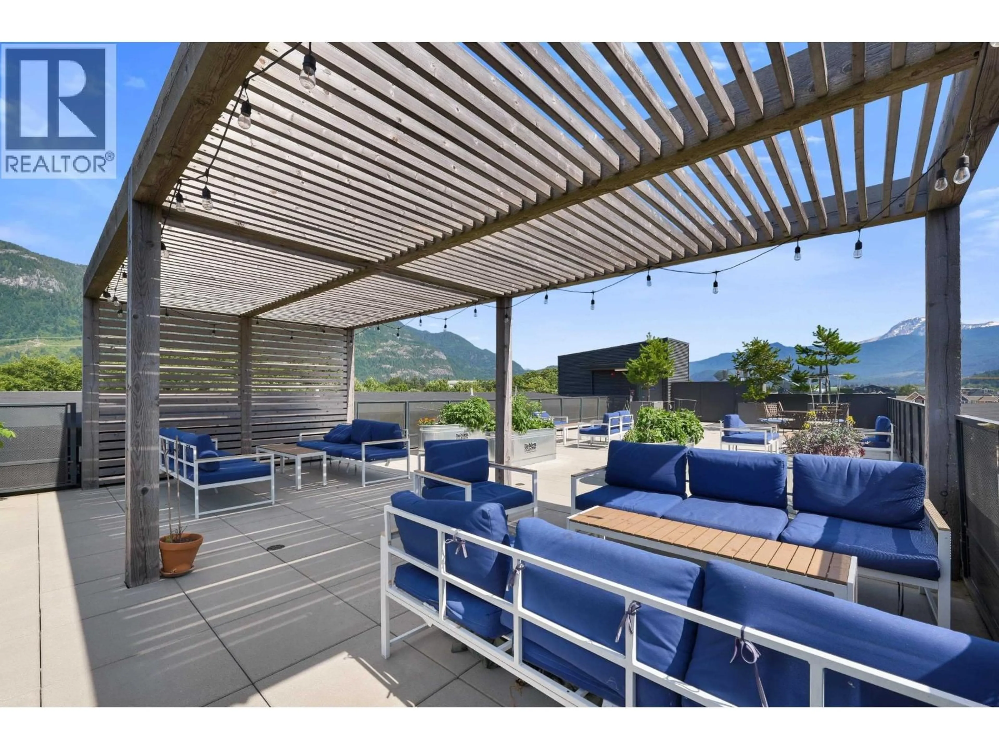 Patio, mountain view for 301 - 37762 THIRD AVENUE, Squamish British Columbia V8B1C3