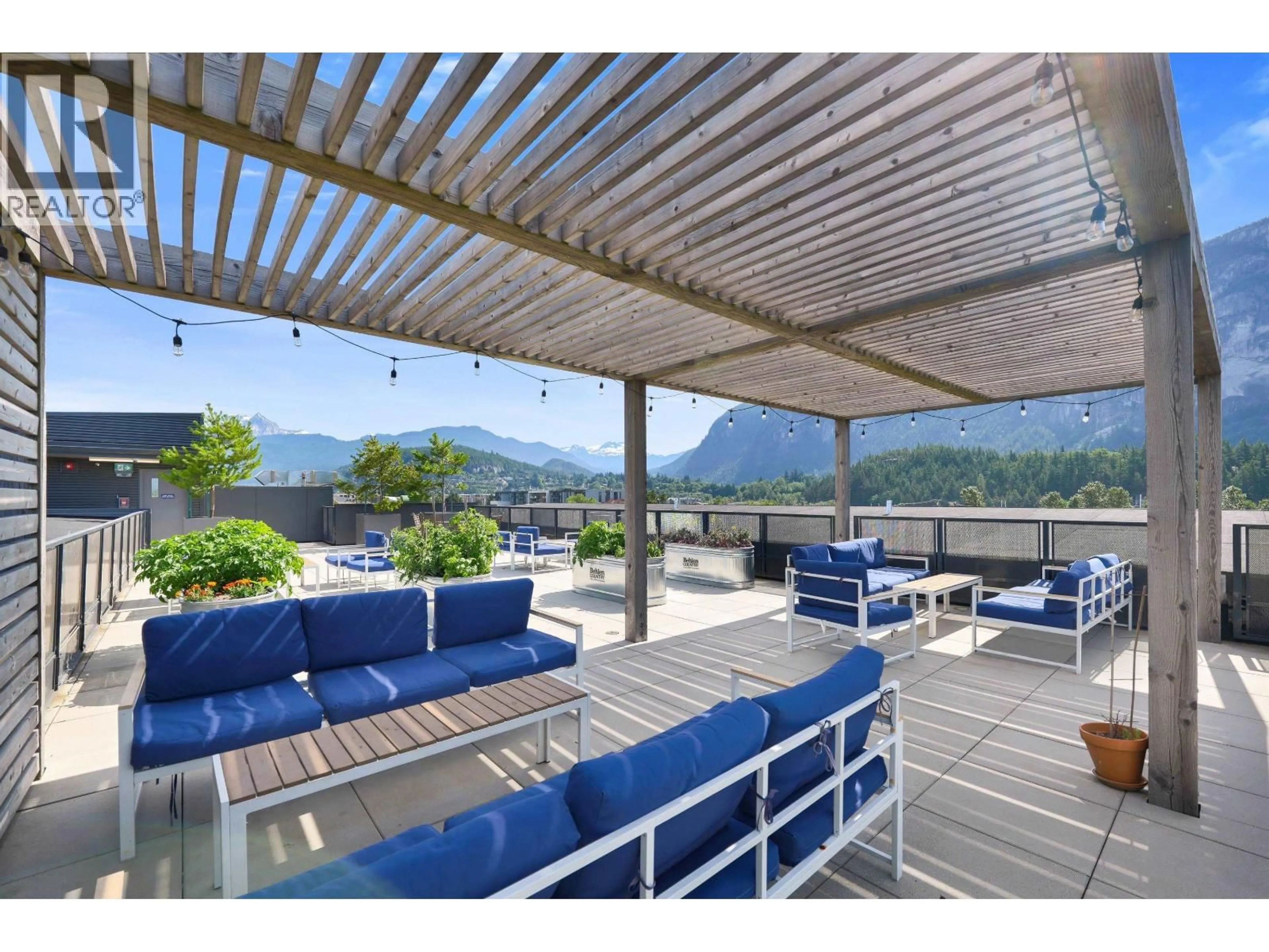 Patio, mountain view for 301 - 37762 THIRD AVENUE, Squamish British Columbia V8B1C3