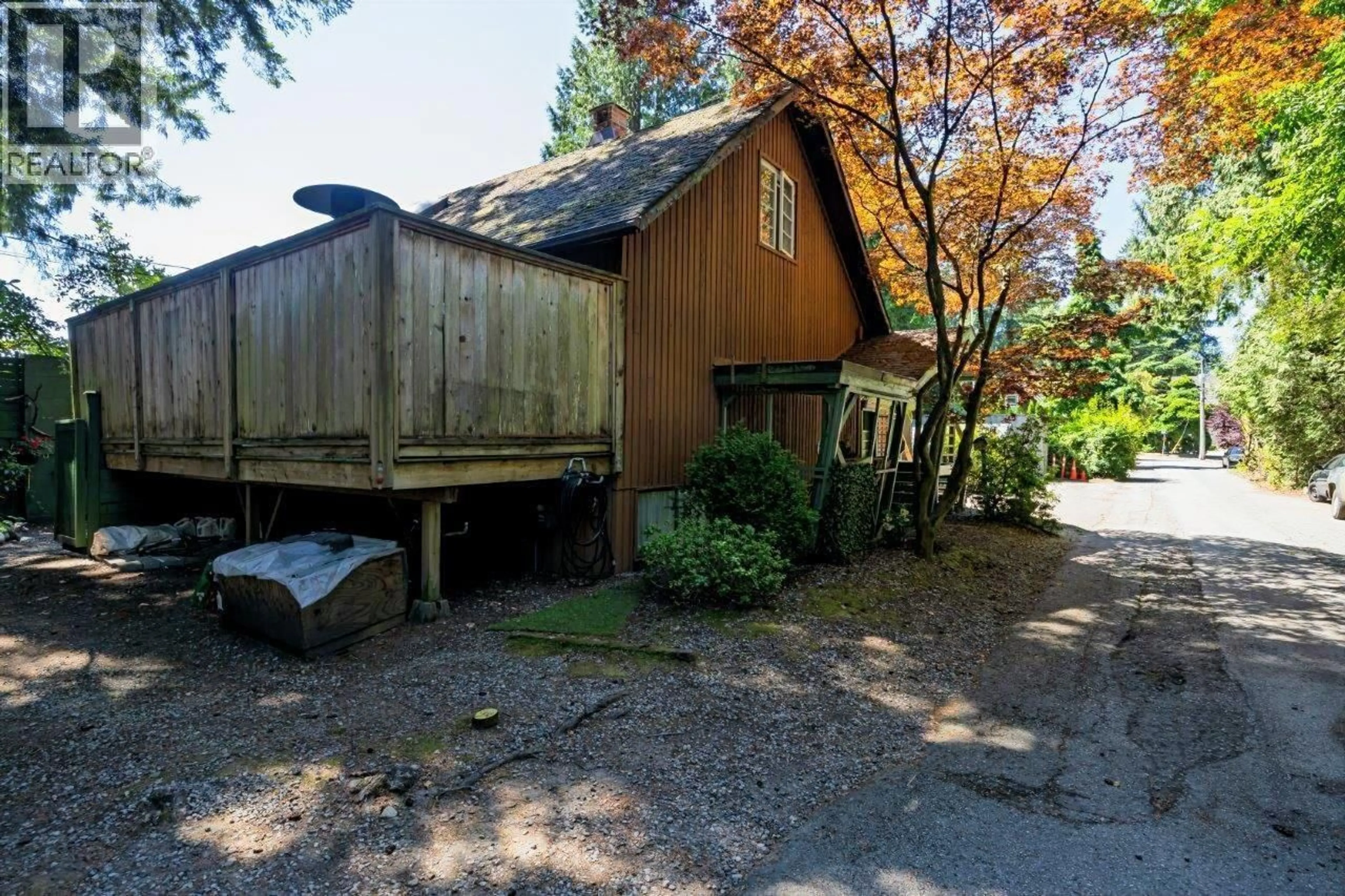Shed for 1061 GLADWIN DRIVE, North Vancouver British Columbia V7R1A1
