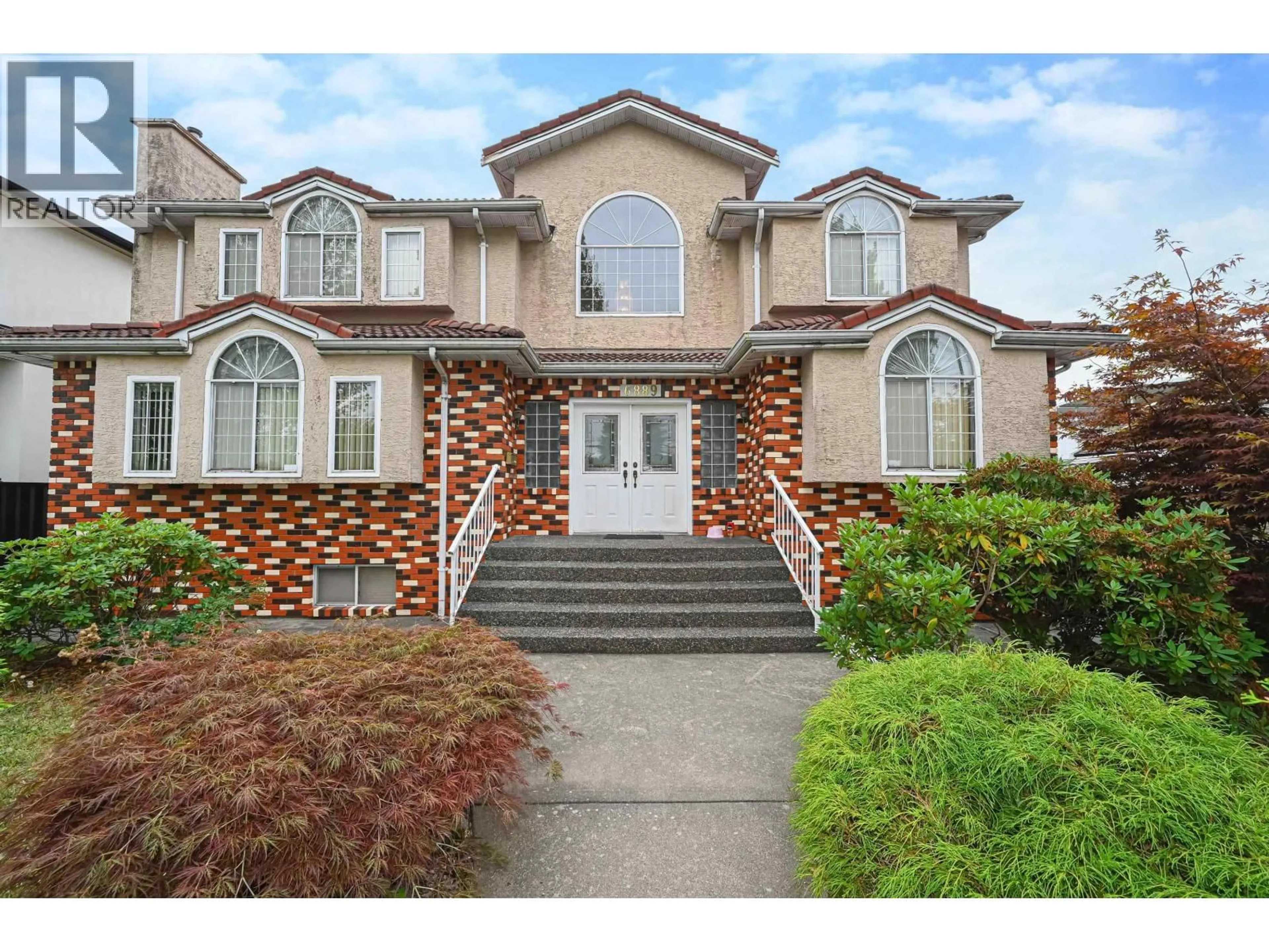 Unknown for 6889 KERR STREET, Vancouver British Columbia V5S3C9