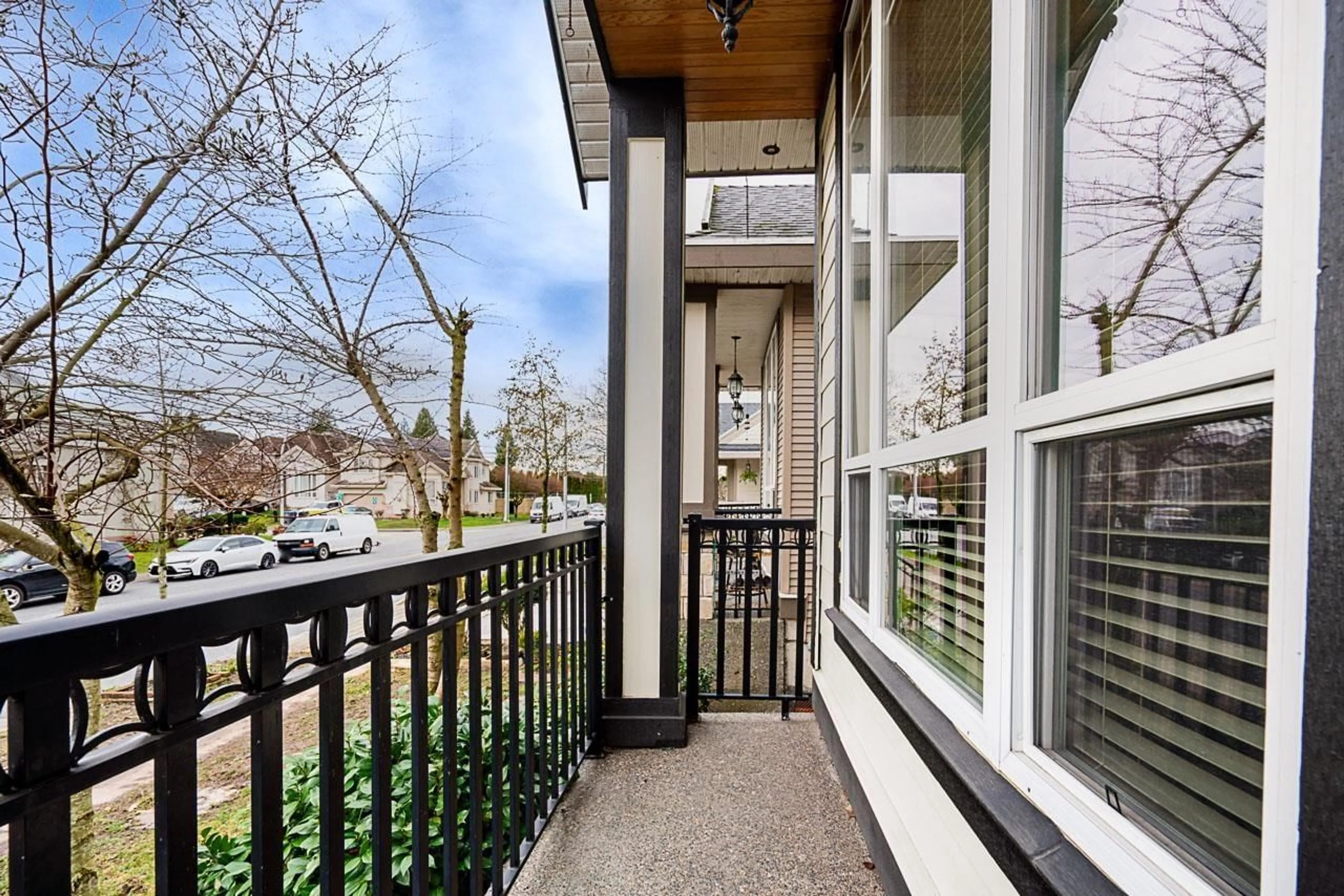 Unknown for 12567 66 AVENUE, Surrey British Columbia V3W1V6