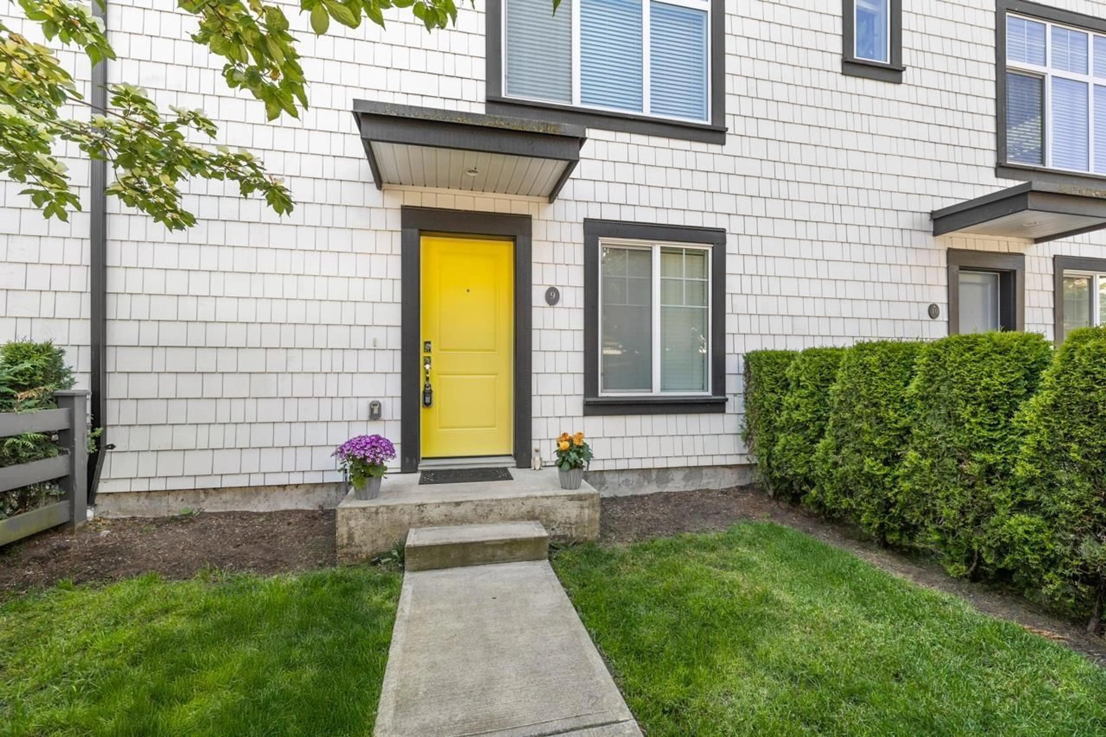 Unknown for 9 - 16323 15 AVENUE, Surrey British Columbia V4A0C5