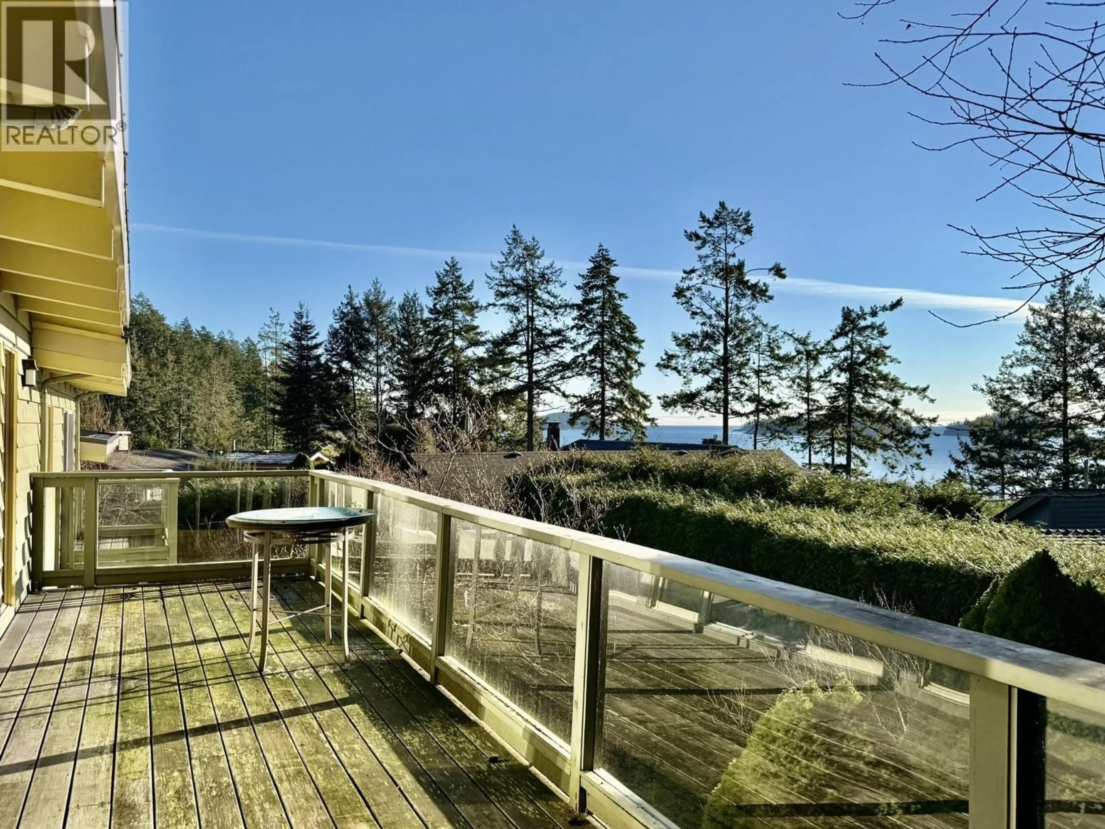 Patio, water/lake/river/ocean view for 7077 DALE ROAD, Sechelt British Columbia V7Z0N2