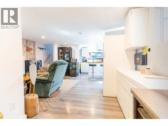 2 - 4485 RIVER ROAD, Delta 3