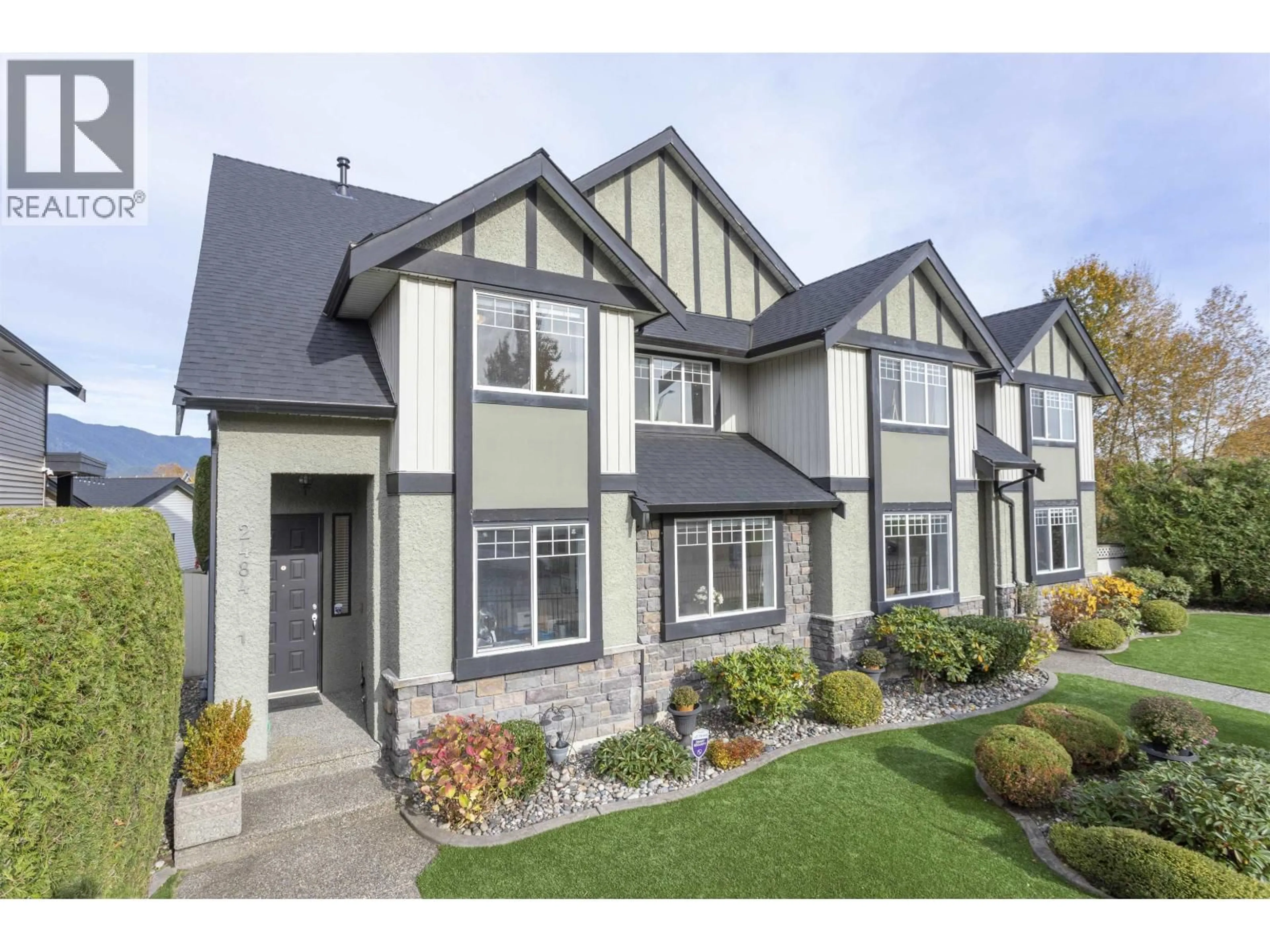 Home with vinyl exterior material, street for A - 2484 NILE GATE, Port Coquitlam British Columbia V3B8B3