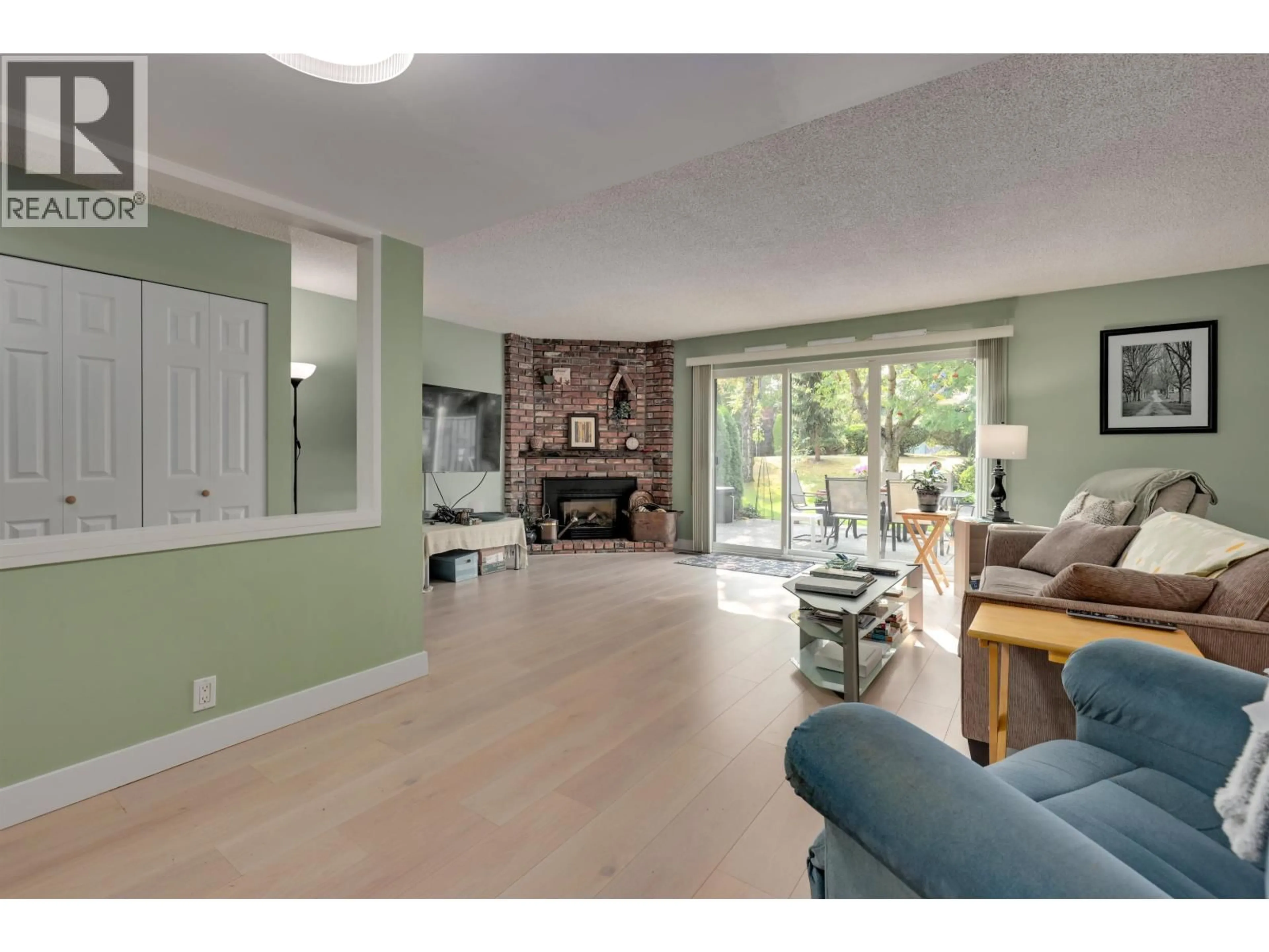 Living room with furniture, unknown for 27 - 11771 KINGFISHER DRIVE, Richmond British Columbia V7E3T1