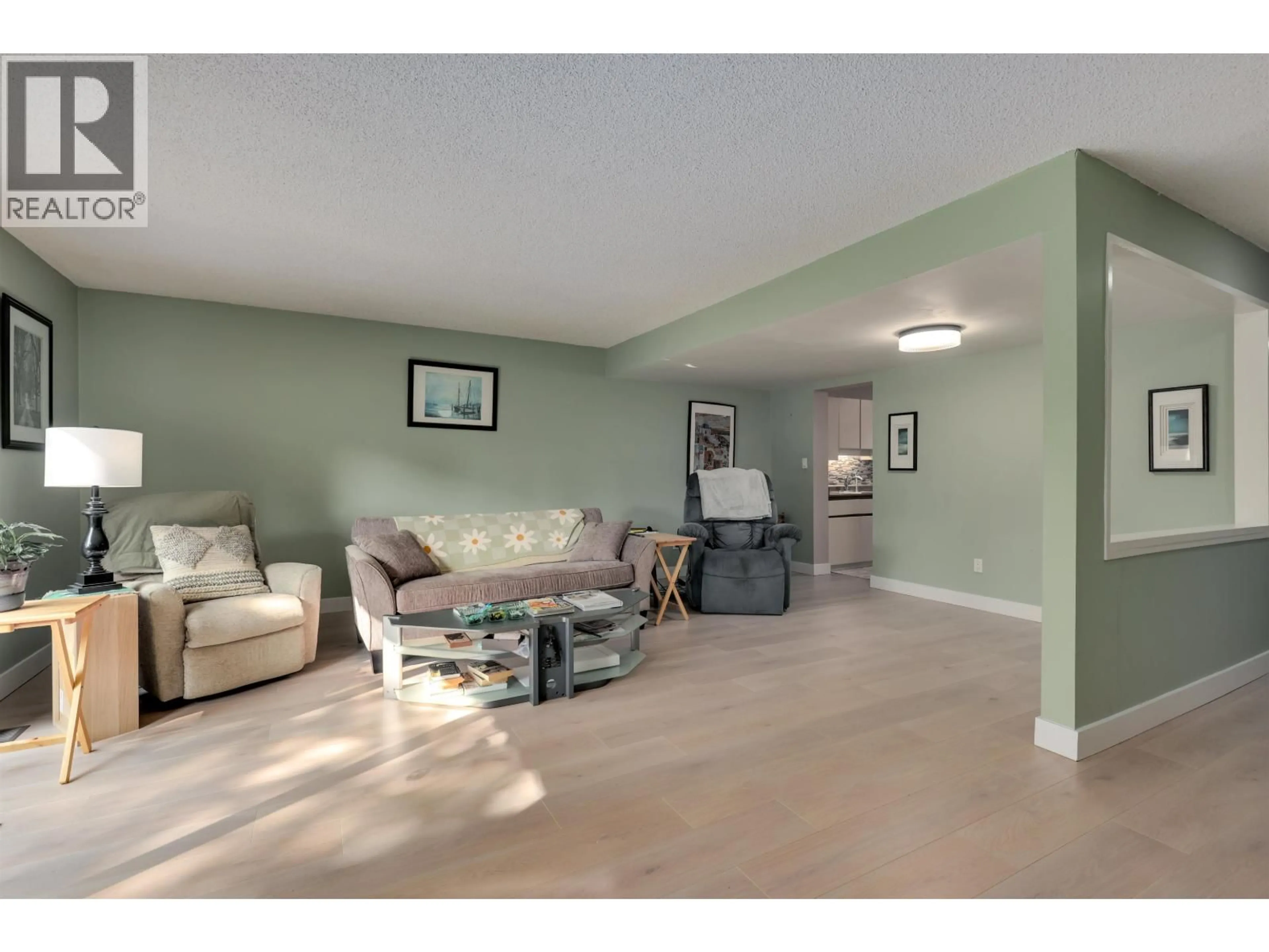Living room with furniture, unknown for 27 - 11771 KINGFISHER DRIVE, Richmond British Columbia V7E3T1