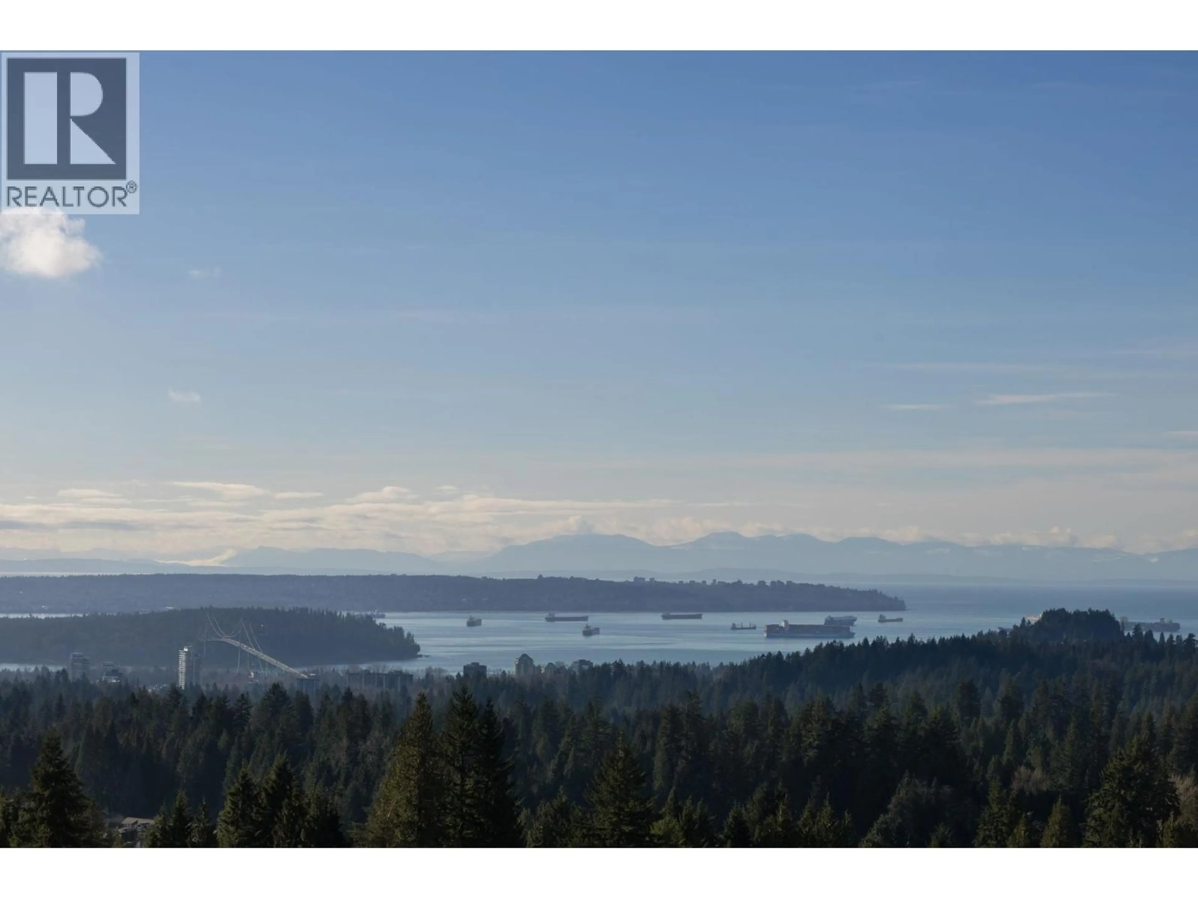 Blurry image for 637 ALPINE COURT, North Vancouver British Columbia V7R2L7