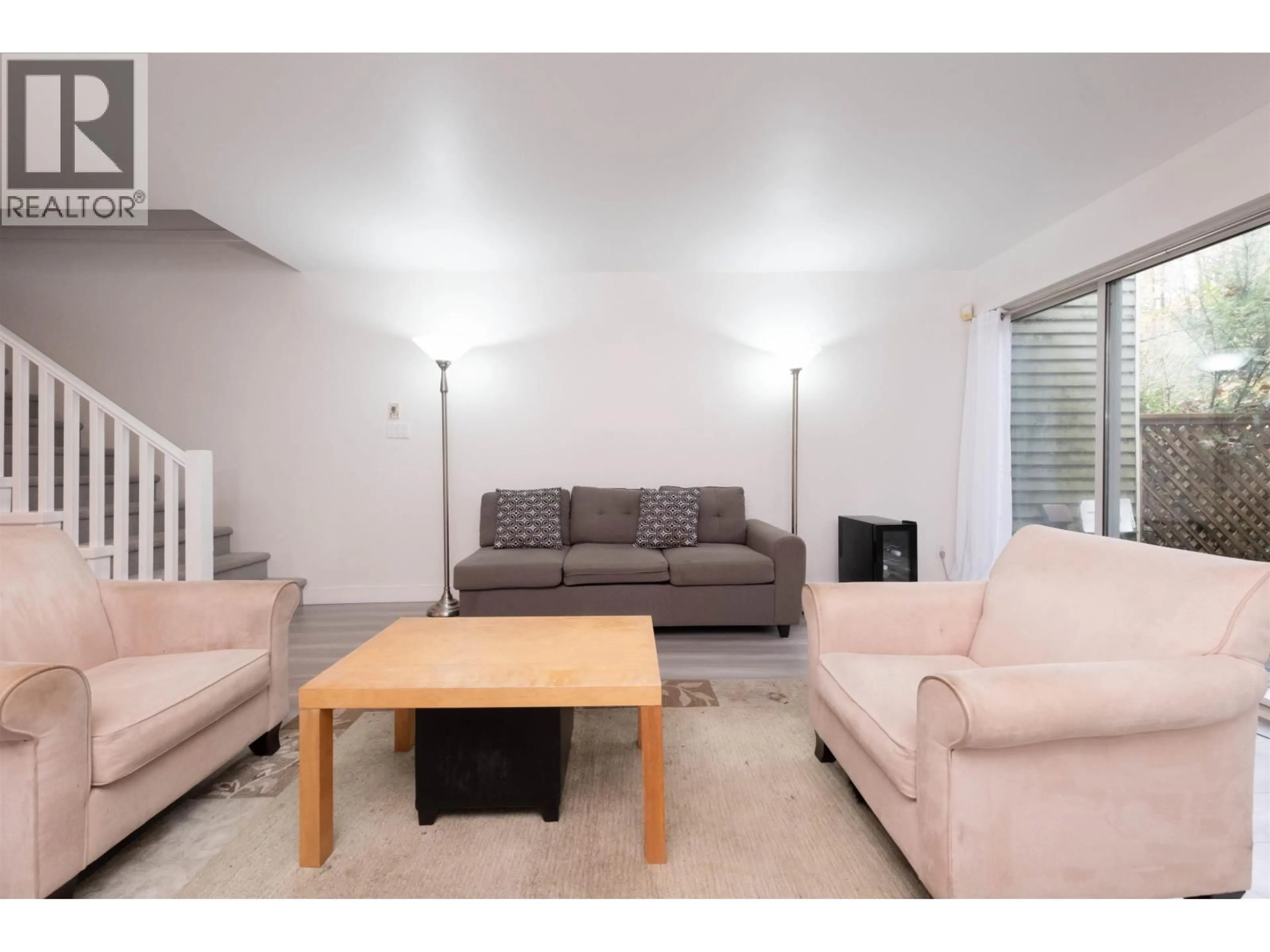 Living room with furniture, unknown for 3371 FIELDSTONE AVENUE, Vancouver British Columbia V5S4R9