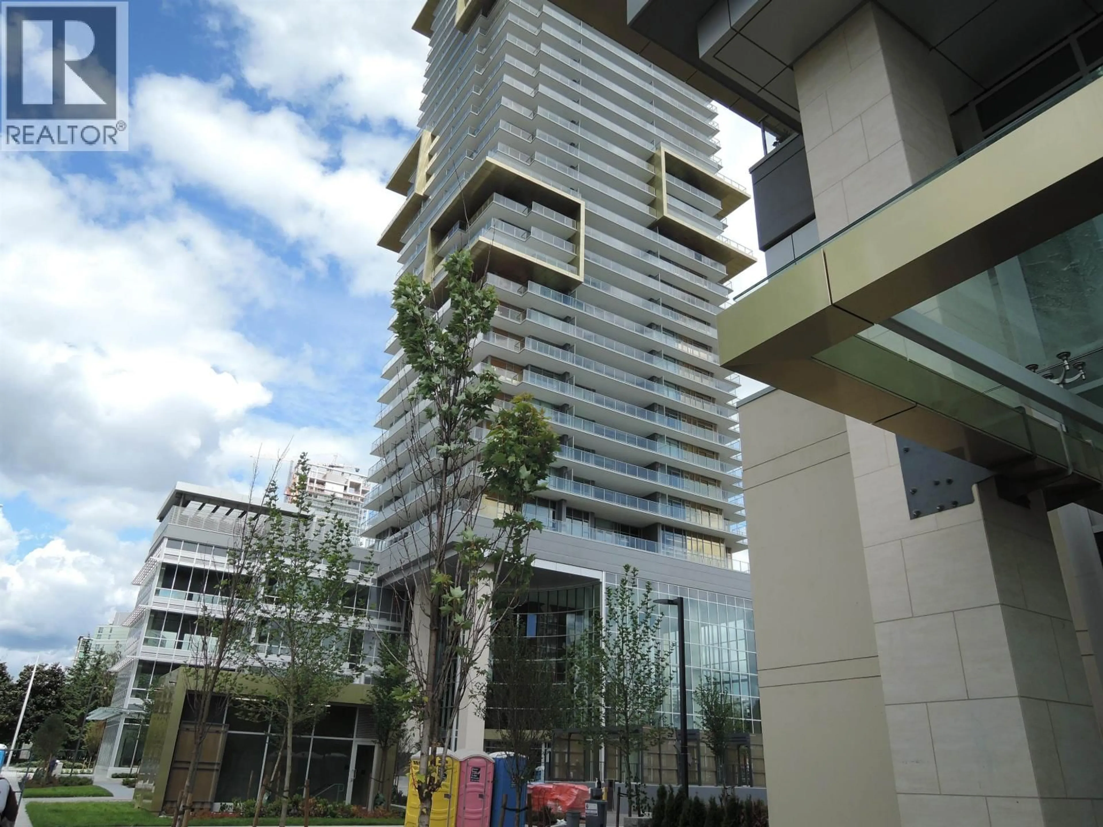 Indoor foyer for 1305 - 6288 CASSIE AVENUE, Burnaby British Columbia V5H0H7