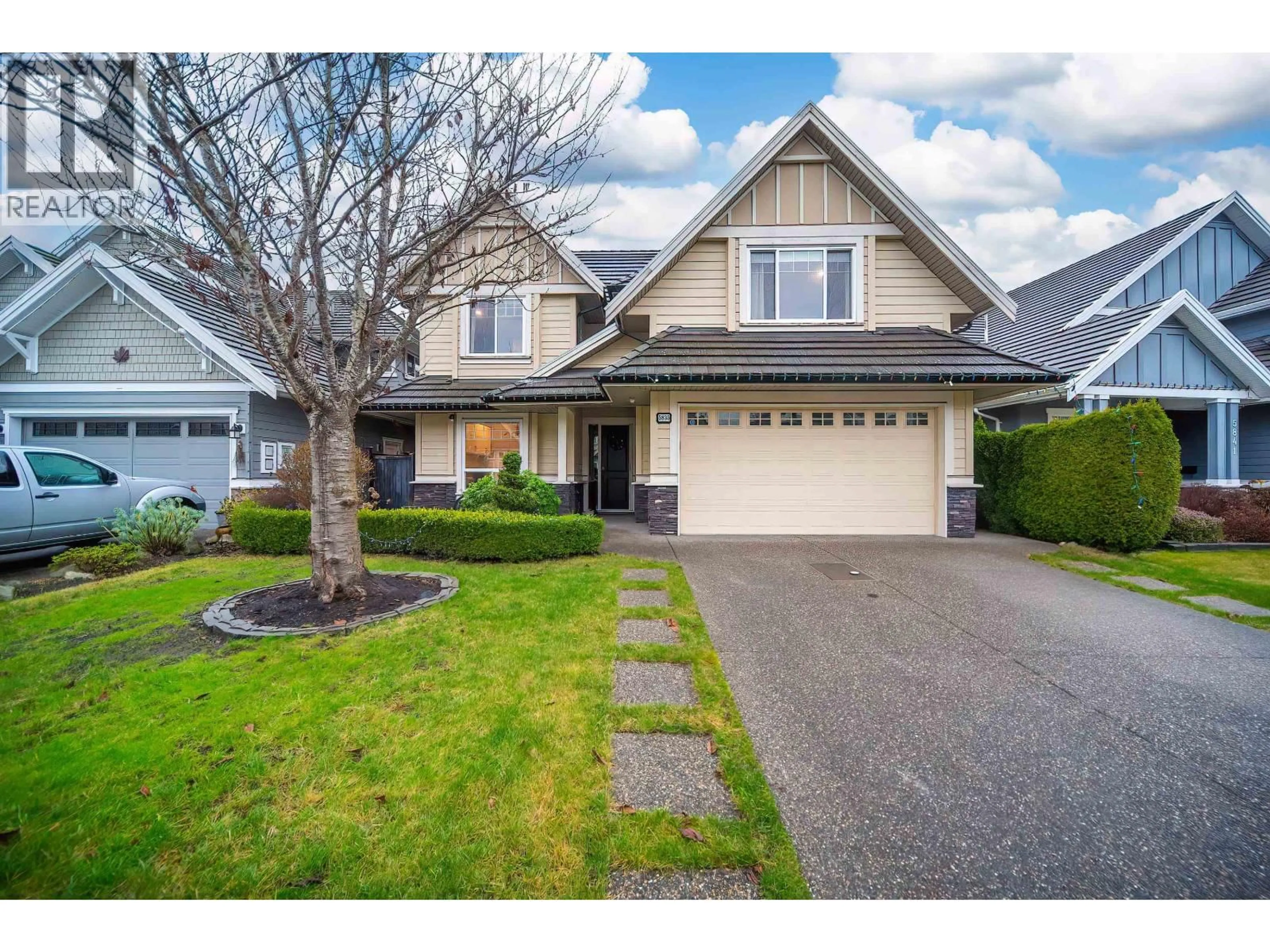 Home with vinyl exterior material, street for 5835 FAIR WYND, Delta British Columbia V4K5H1