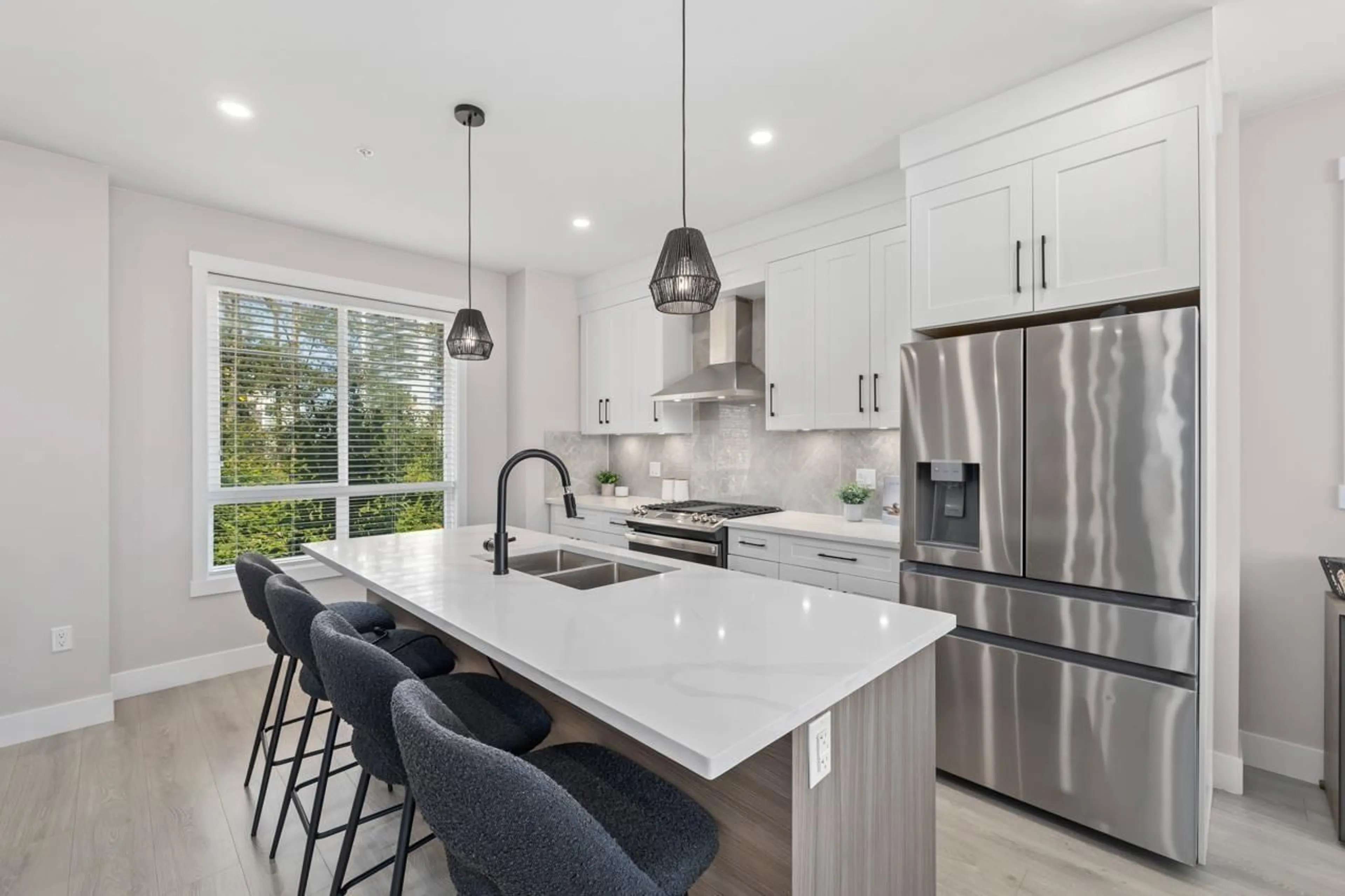 Open concept kitchen, ceramic/tile floor for 31 - 20155 84 AVENUE, Langley British Columbia V2Y3R3