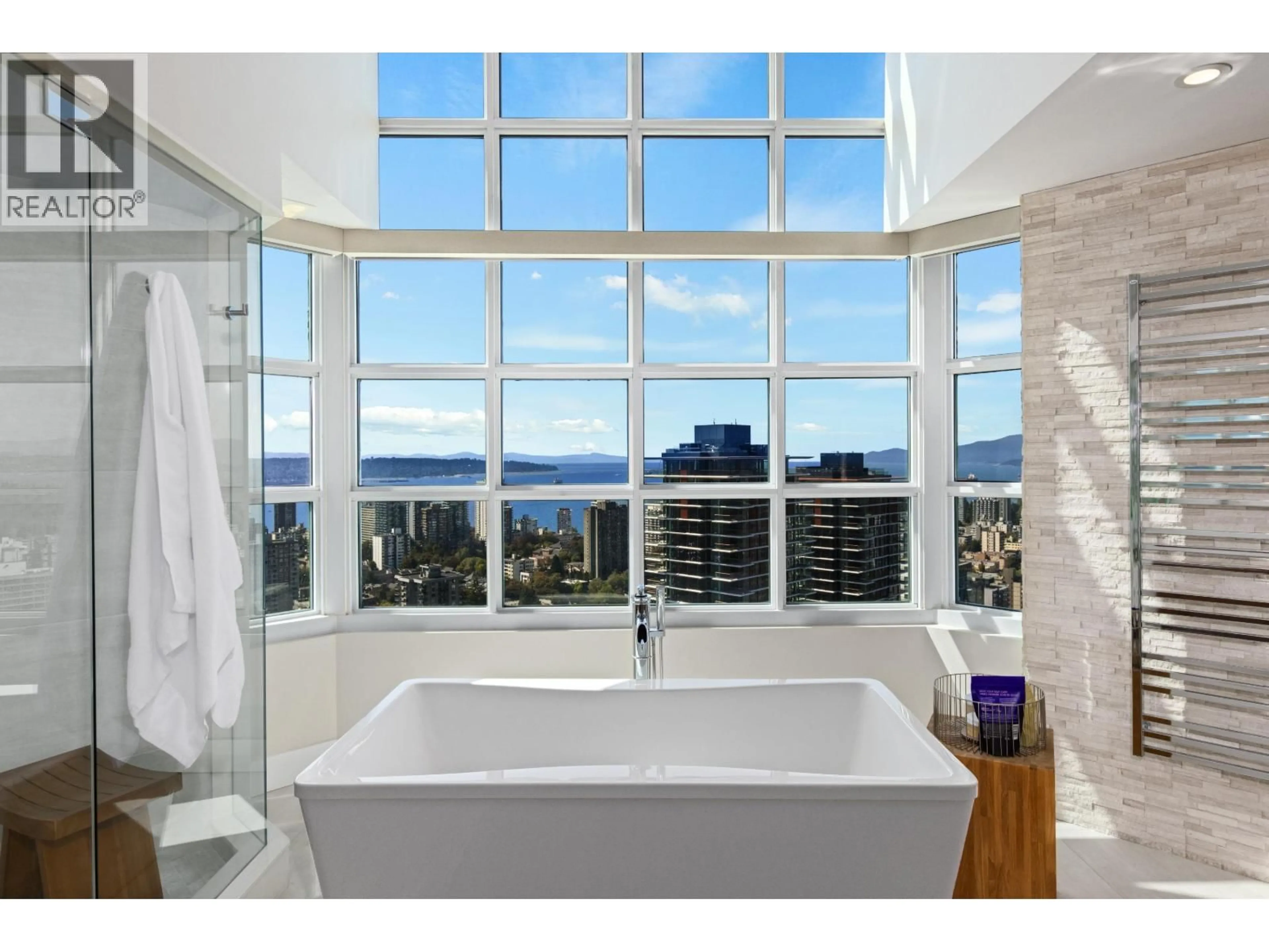 Contemporary bathroom, ceramic/tile floor for 3101 - 717 JERVIS STREET, Vancouver British Columbia V6E4L5