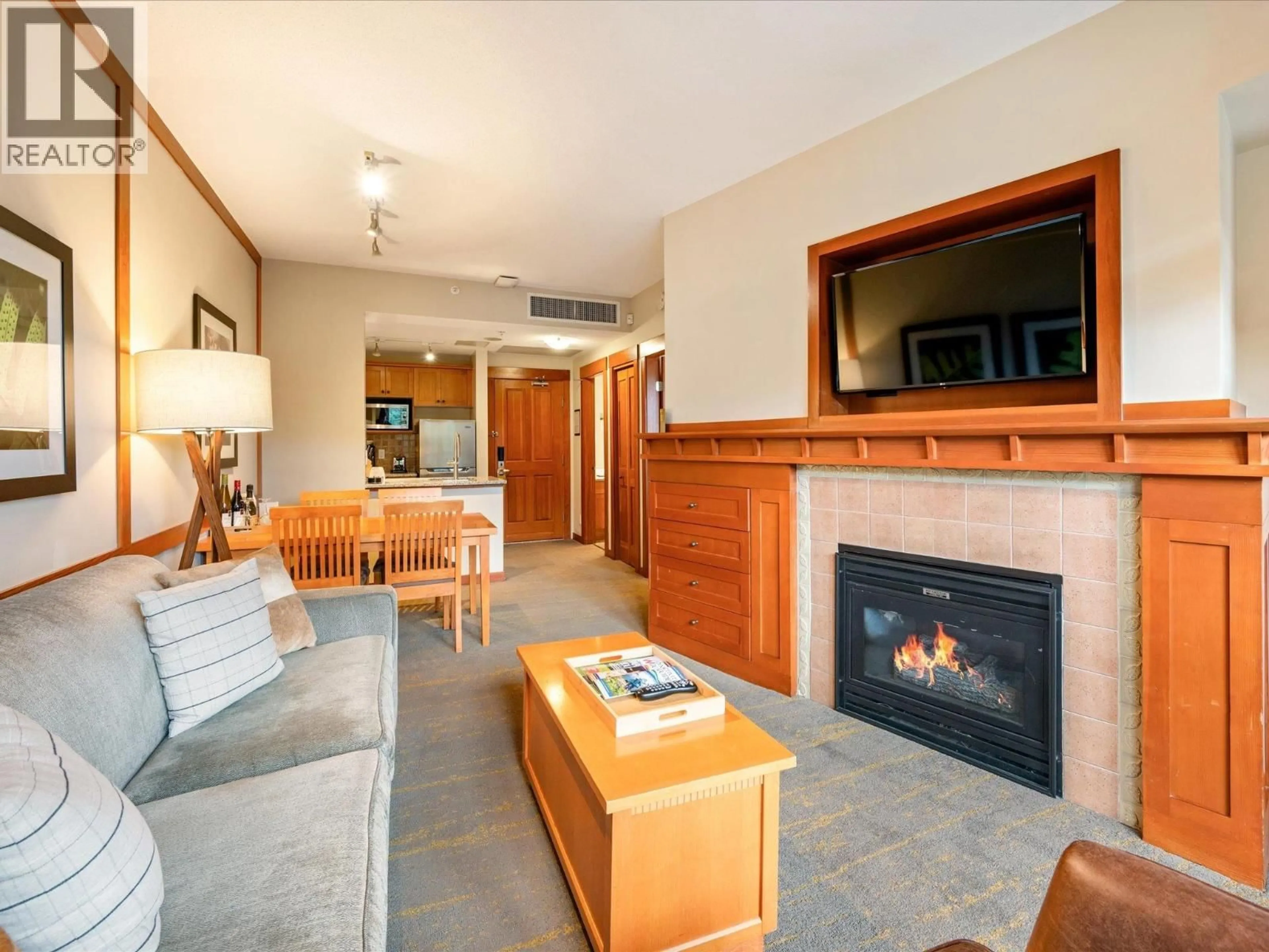 Living room with furniture, unknown for 514 - 4320 SUNDIAL CRESCENT, Whistler British Columbia V8E1G6