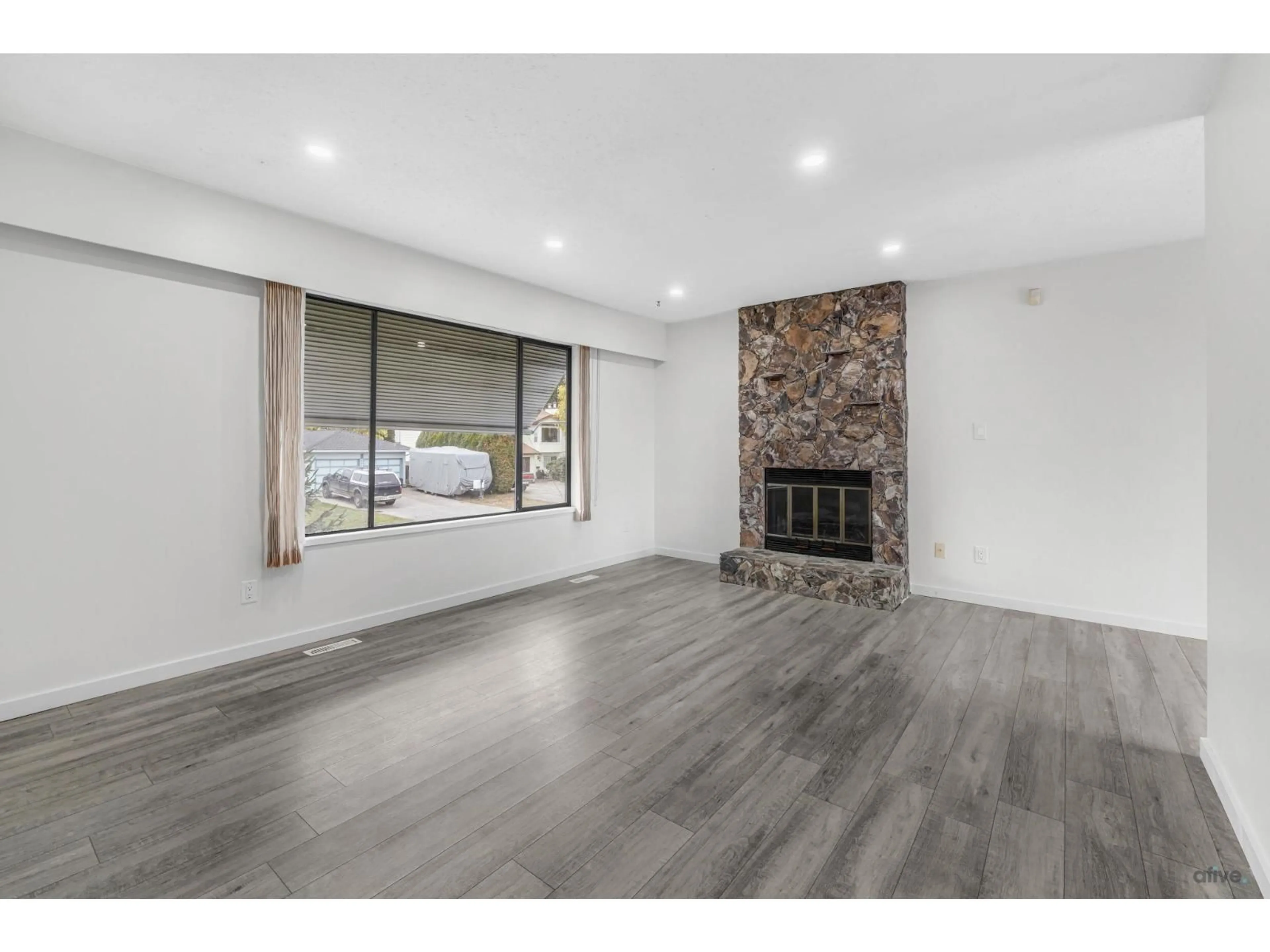 Unknown for 7710 JUNIPER STREET, Mission British Columbia V2V6G1