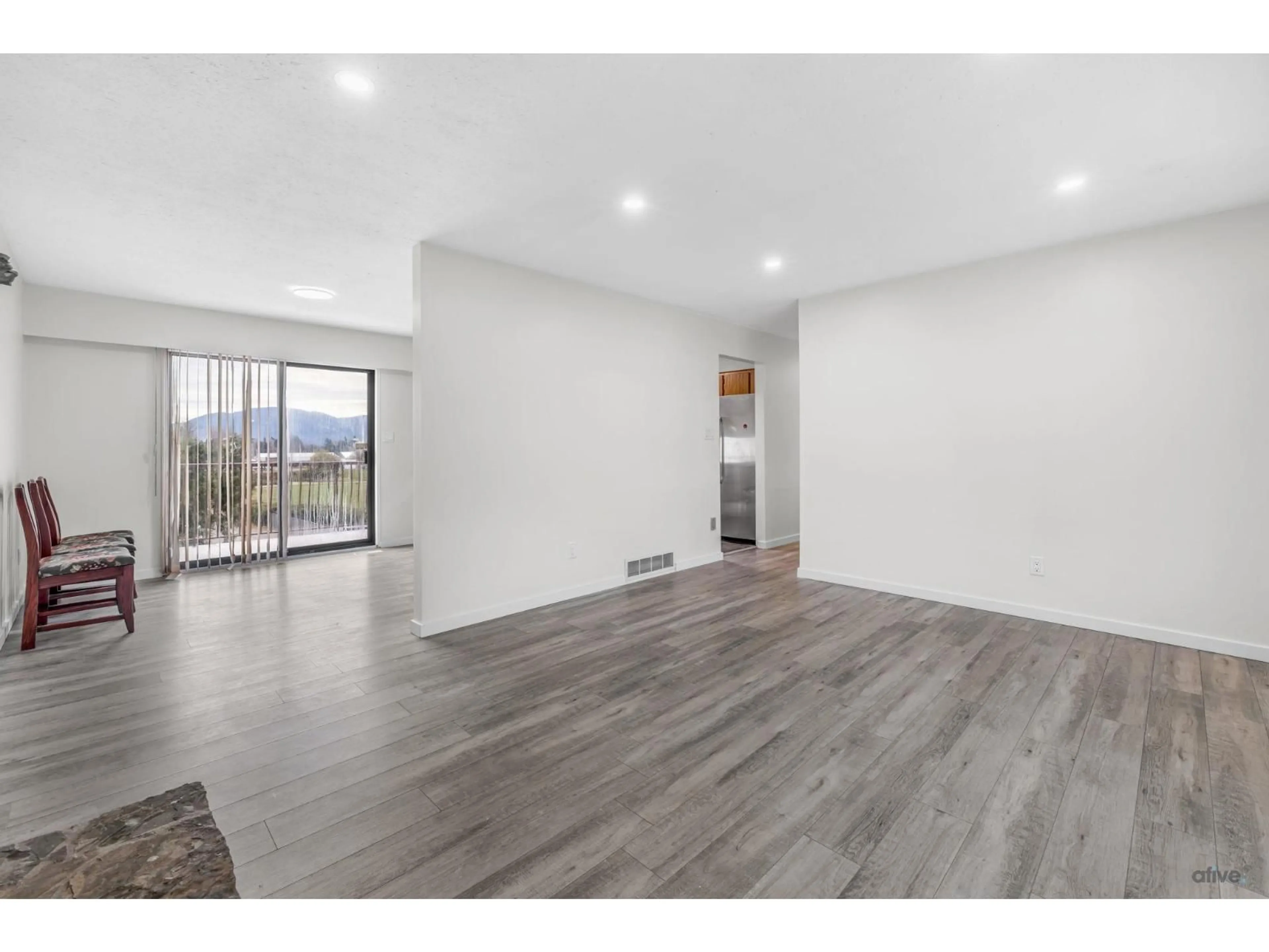 Unknown for 7710 JUNIPER STREET, Mission British Columbia V2V6G1