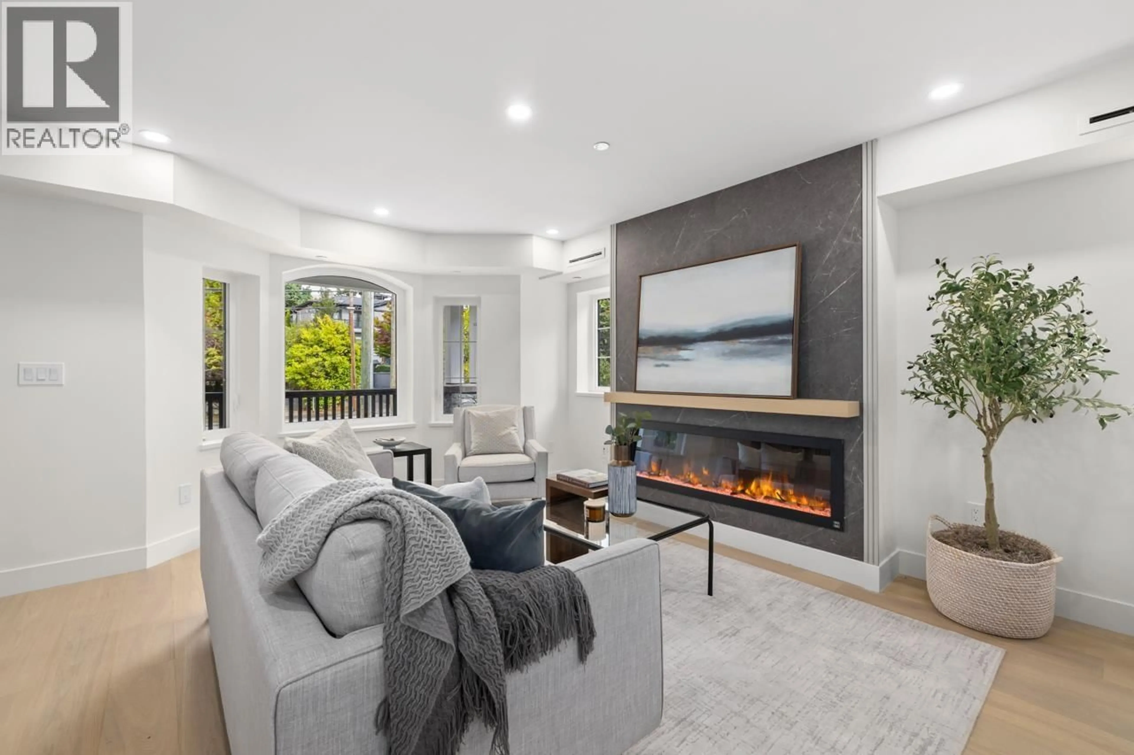 Living room with furniture, unknown for 2436 49TH AVENUE, Vancouver British Columbia V6M2V3