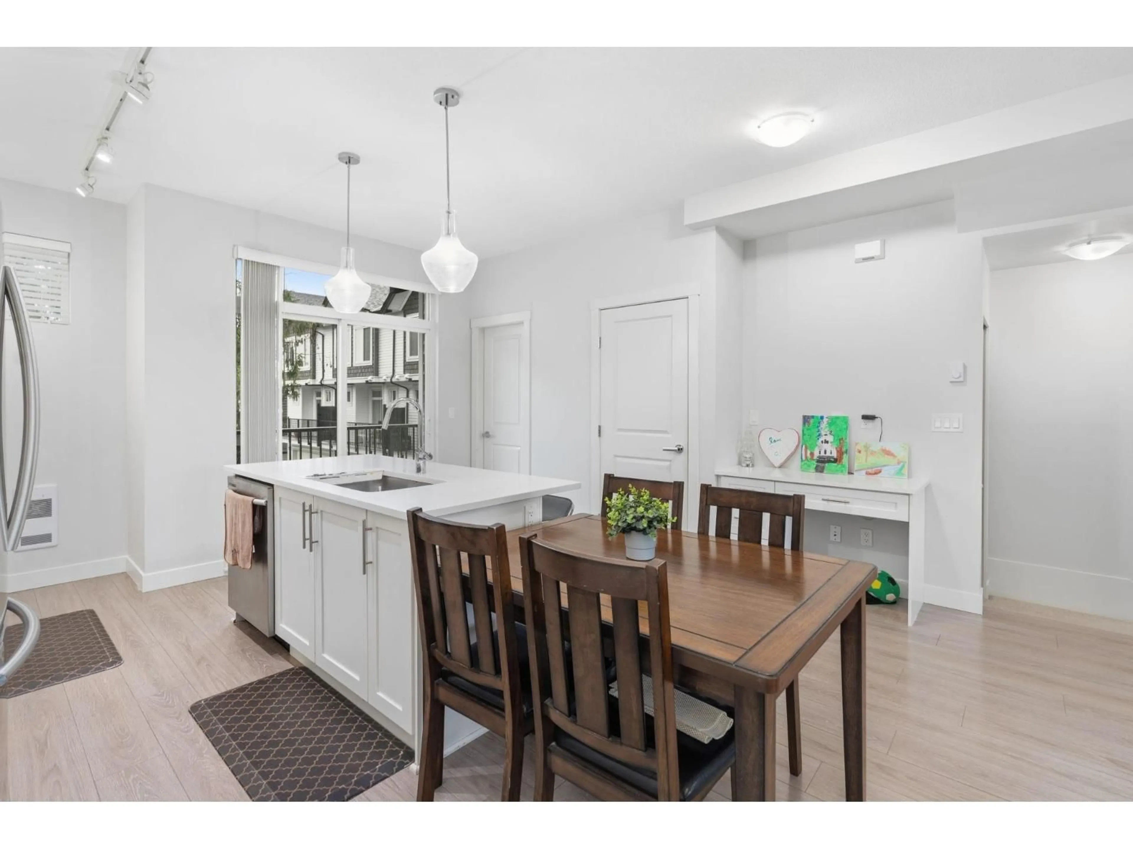 Open concept kitchen, unknown for 147 - 6030 142 STREET, Surrey British Columbia V3X0J5