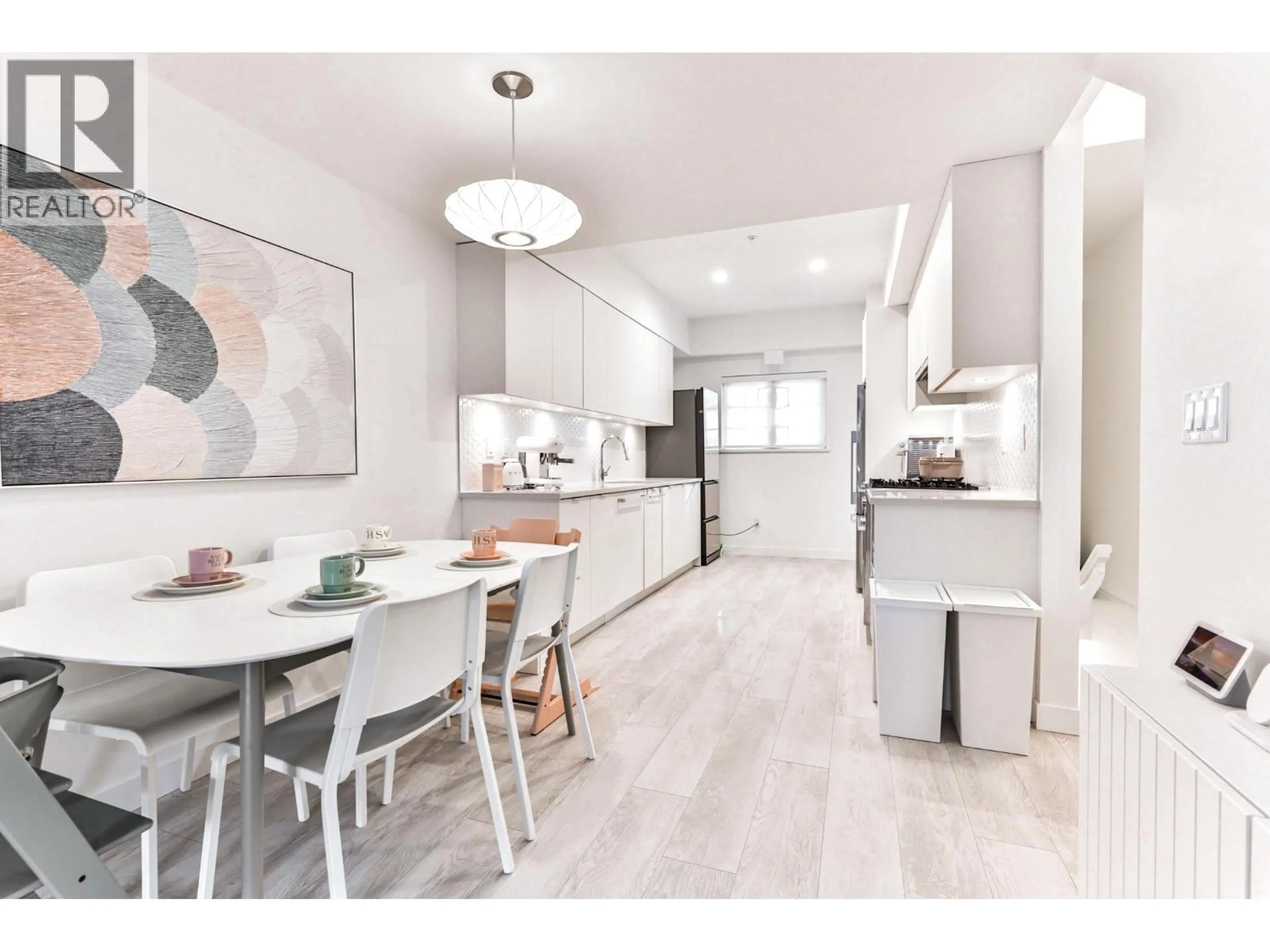 Open concept kitchen, unknown for 204 - 678 FAIRVIEW STREET, Coquitlam British Columbia V3J0N1
