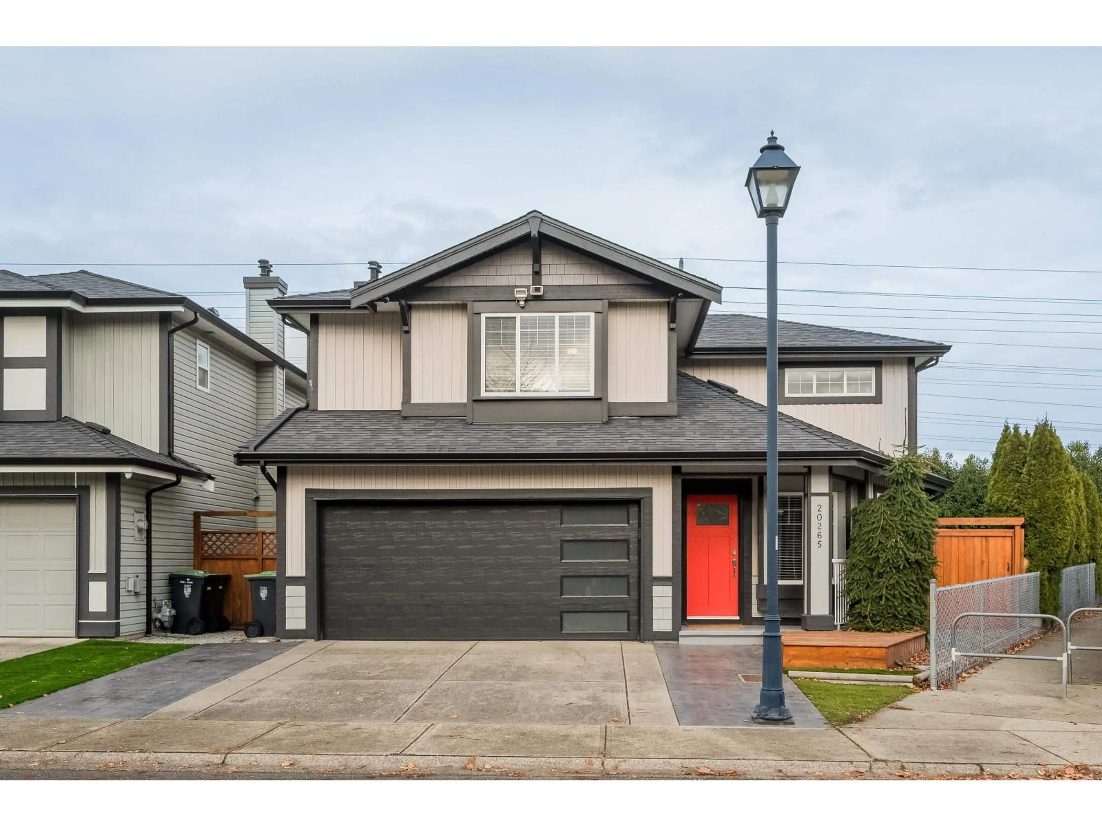 Home with vinyl exterior material, street for 20265 94B AVENUE, Langley British Columbia V1M3Z4