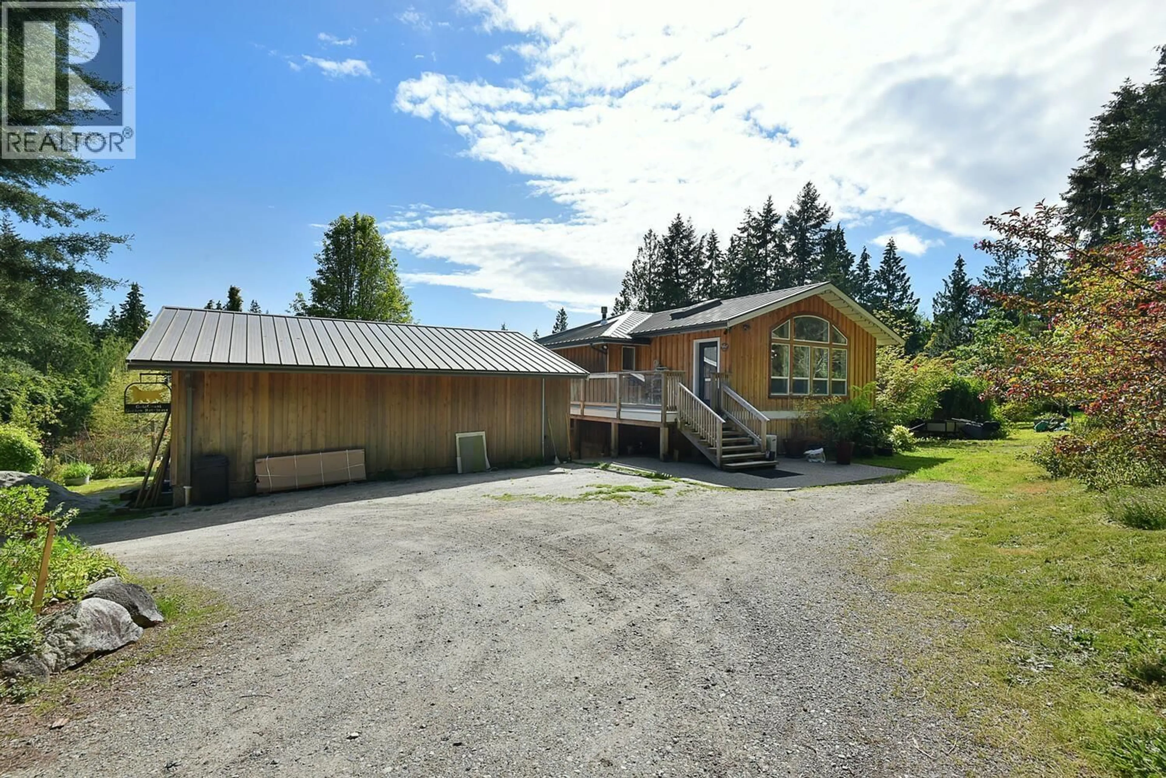 A pic from outside/outdoor area/front of a property/back of a property/a pic from drone, street for 2855 LACEY PLACE, Roberts Creek British Columbia V0N2W4