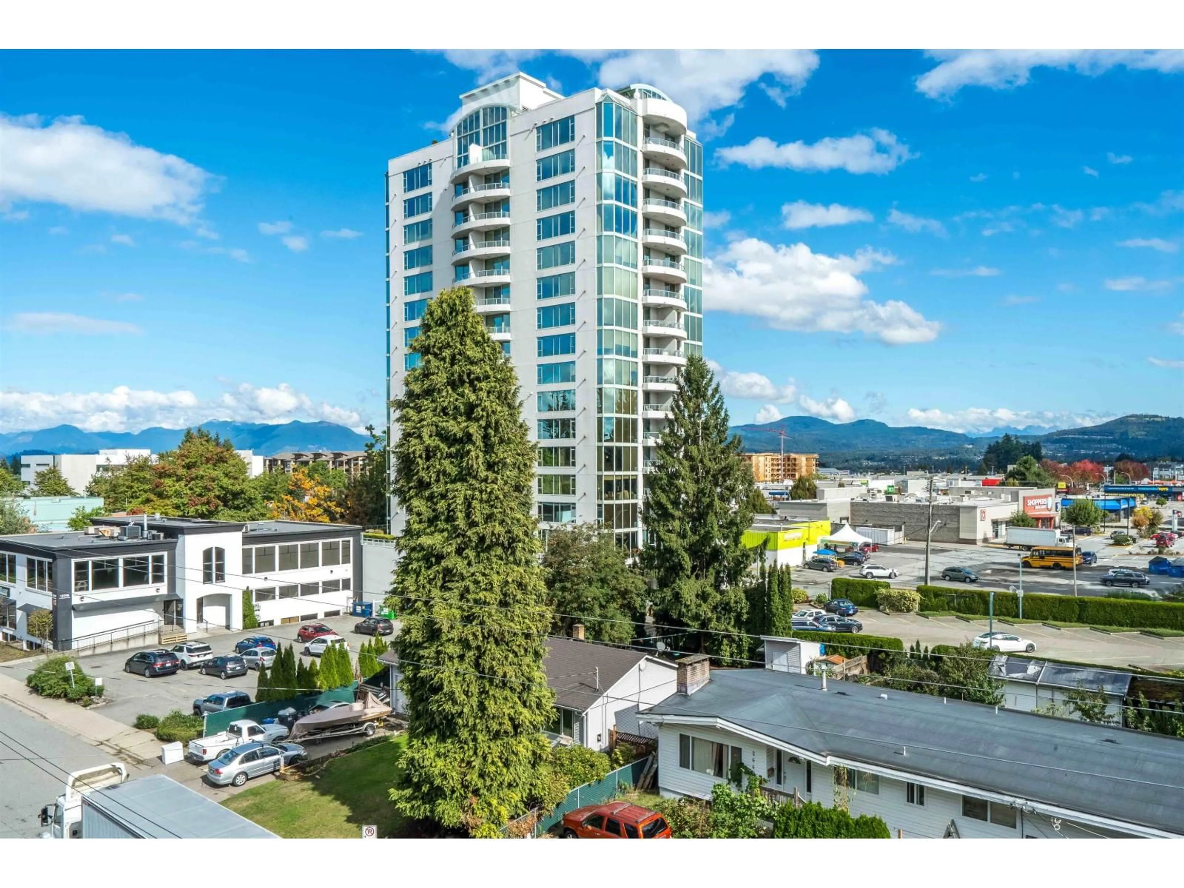 A pic from outside/outdoor area/front of a property/back of a property/a pic from drone, mountain view for 511 - 2649 JAMES STREET, Abbotsford British Columbia V2T3L6
