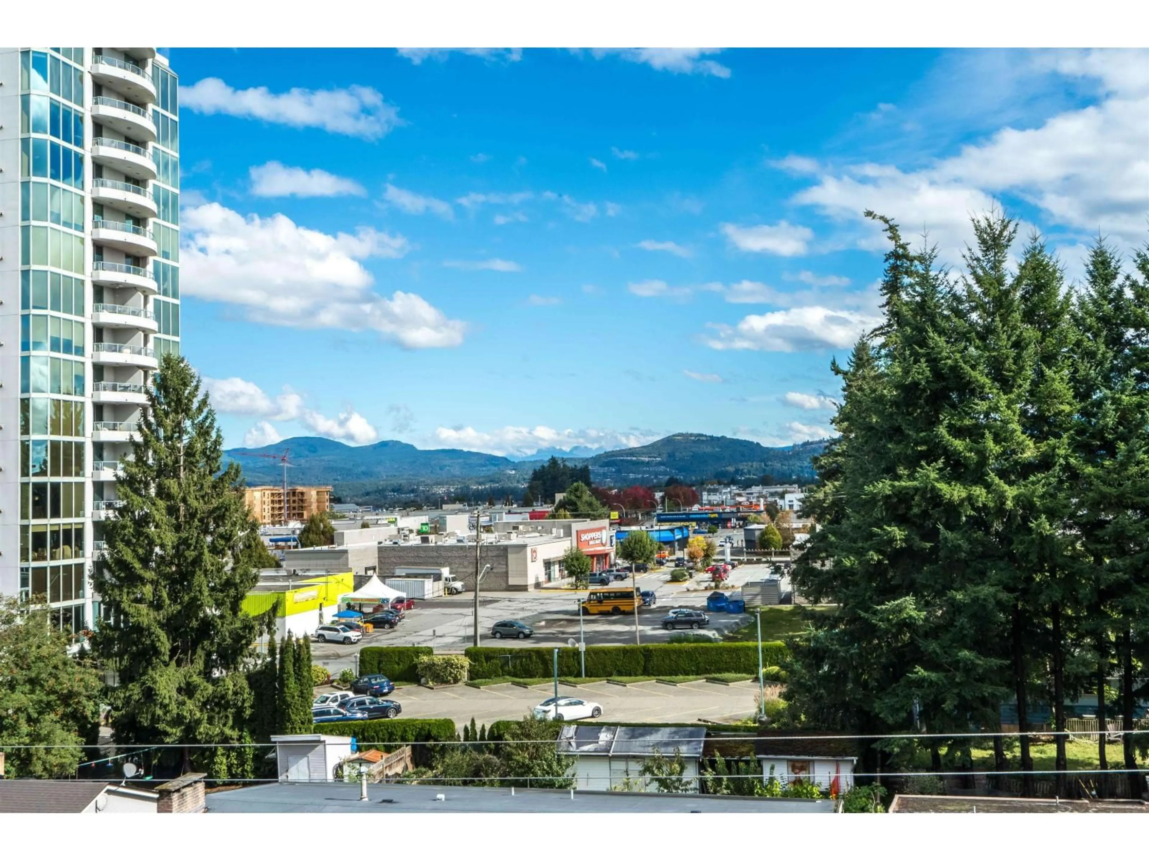 A pic from outside/outdoor area/front of a property/back of a property/a pic from drone, mountain view for 511 - 2649 JAMES STREET, Abbotsford British Columbia V2T3L6