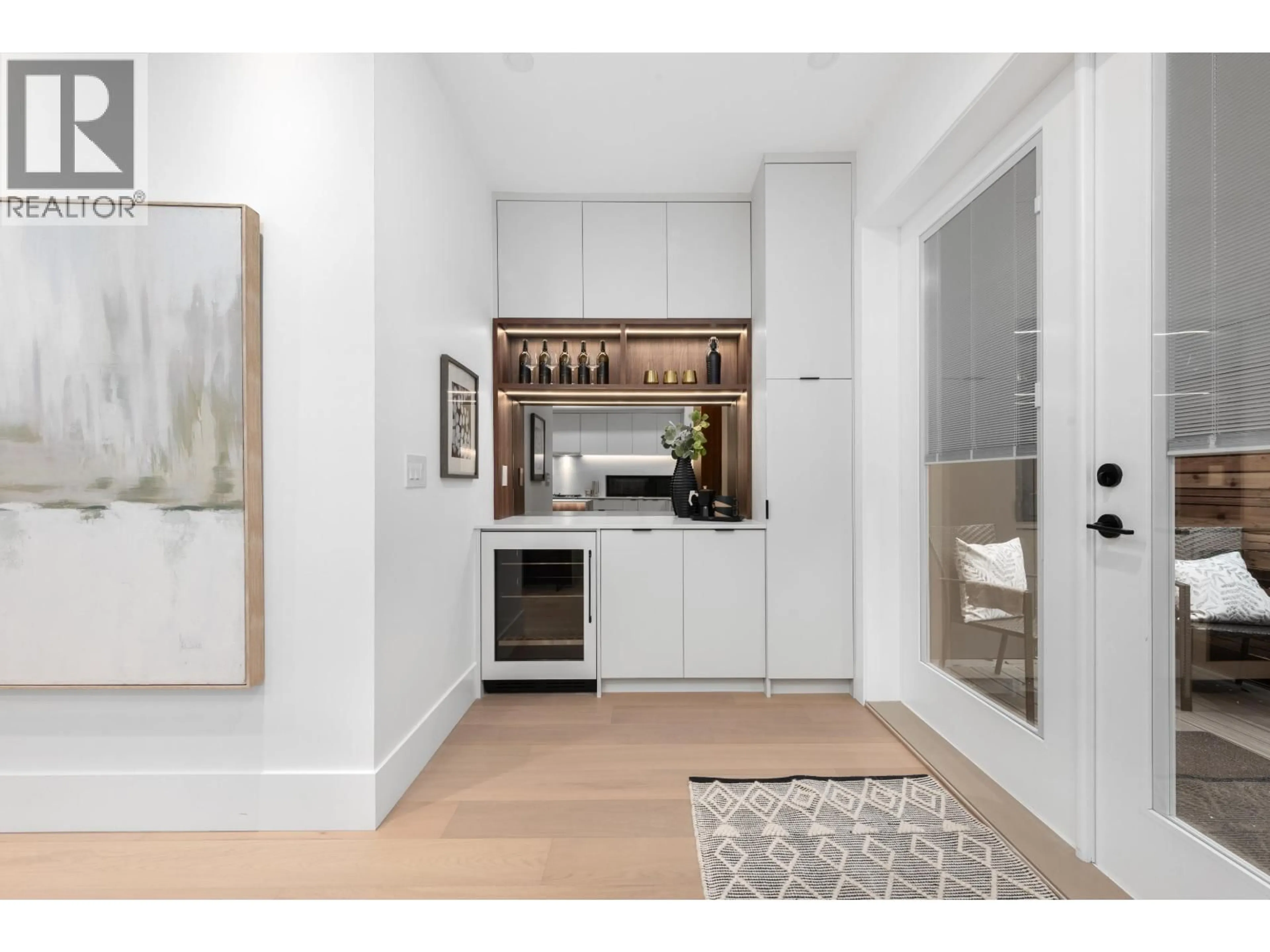 Open concept kitchen, unknown for 1 - 275 17TH AVENUE, Vancouver British Columbia V5Y1Z9