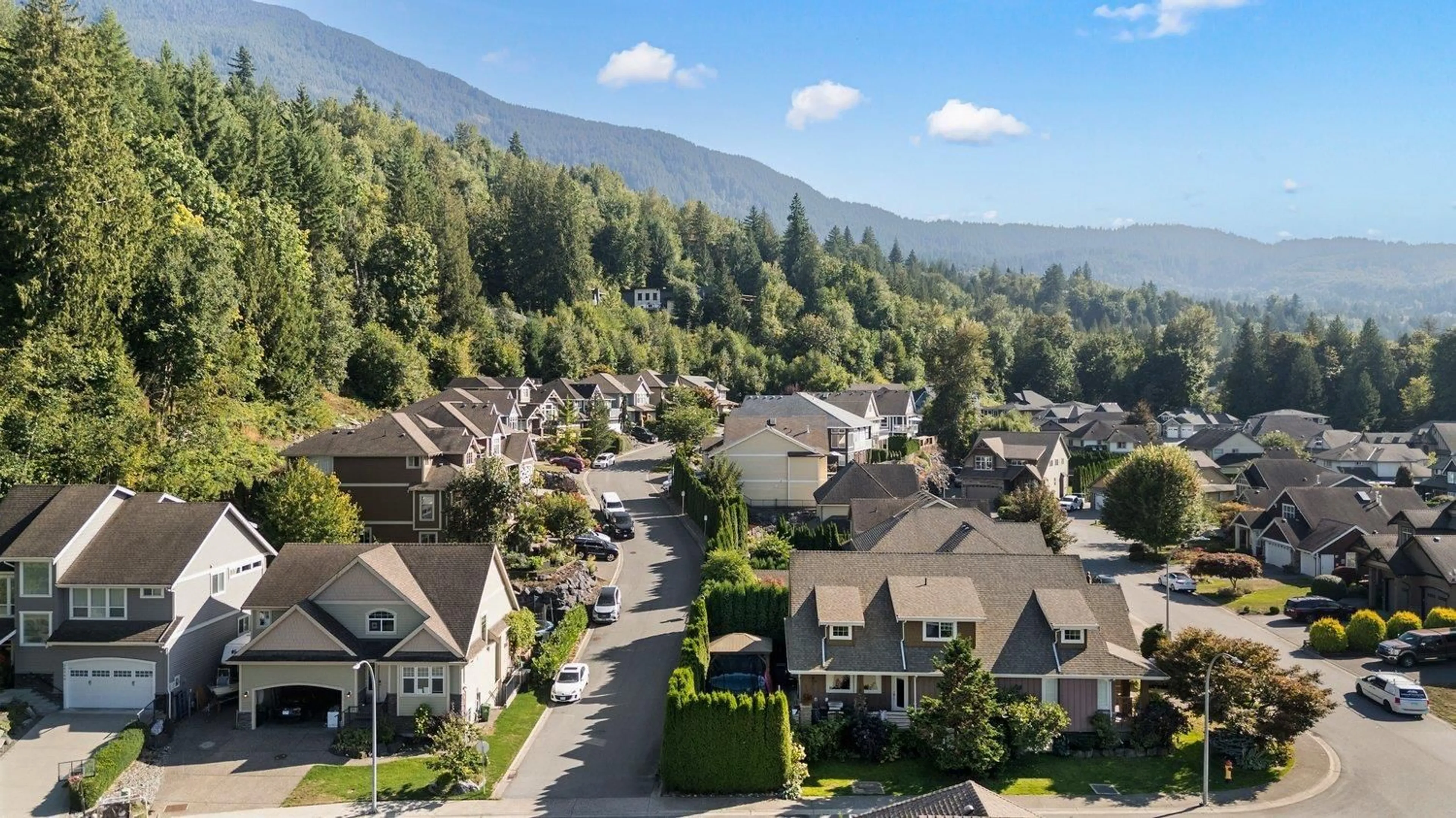 A pic from outside/outdoor area/front of a property/back of a property/a pic from drone, mountain view for 8 - 50354 ADELAIDE PLACE, Chilliwack British Columbia V4Z0A1