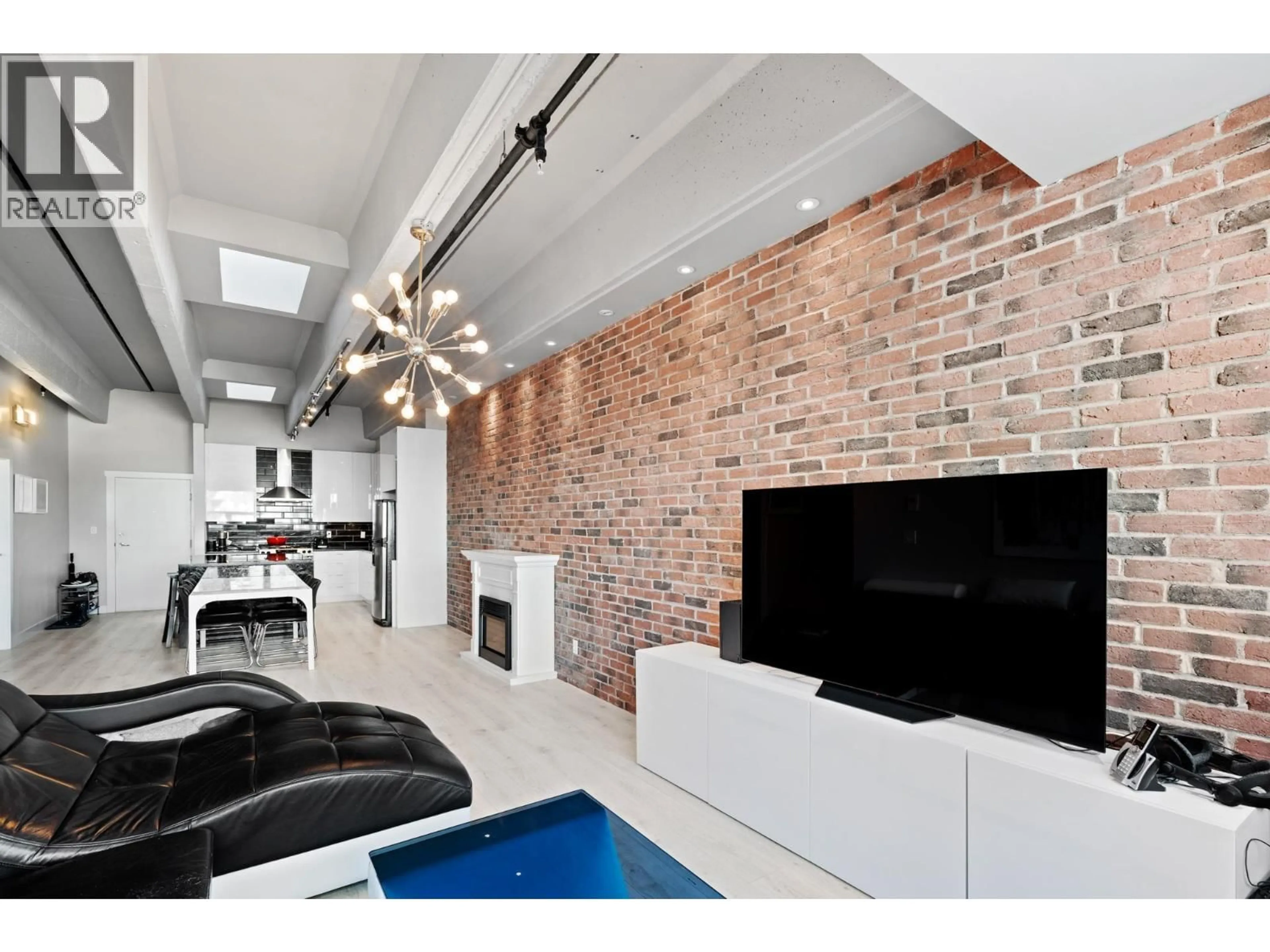 Home theater for 622 - 615 BELMONT STREET, New Westminster British Columbia V3M6A1