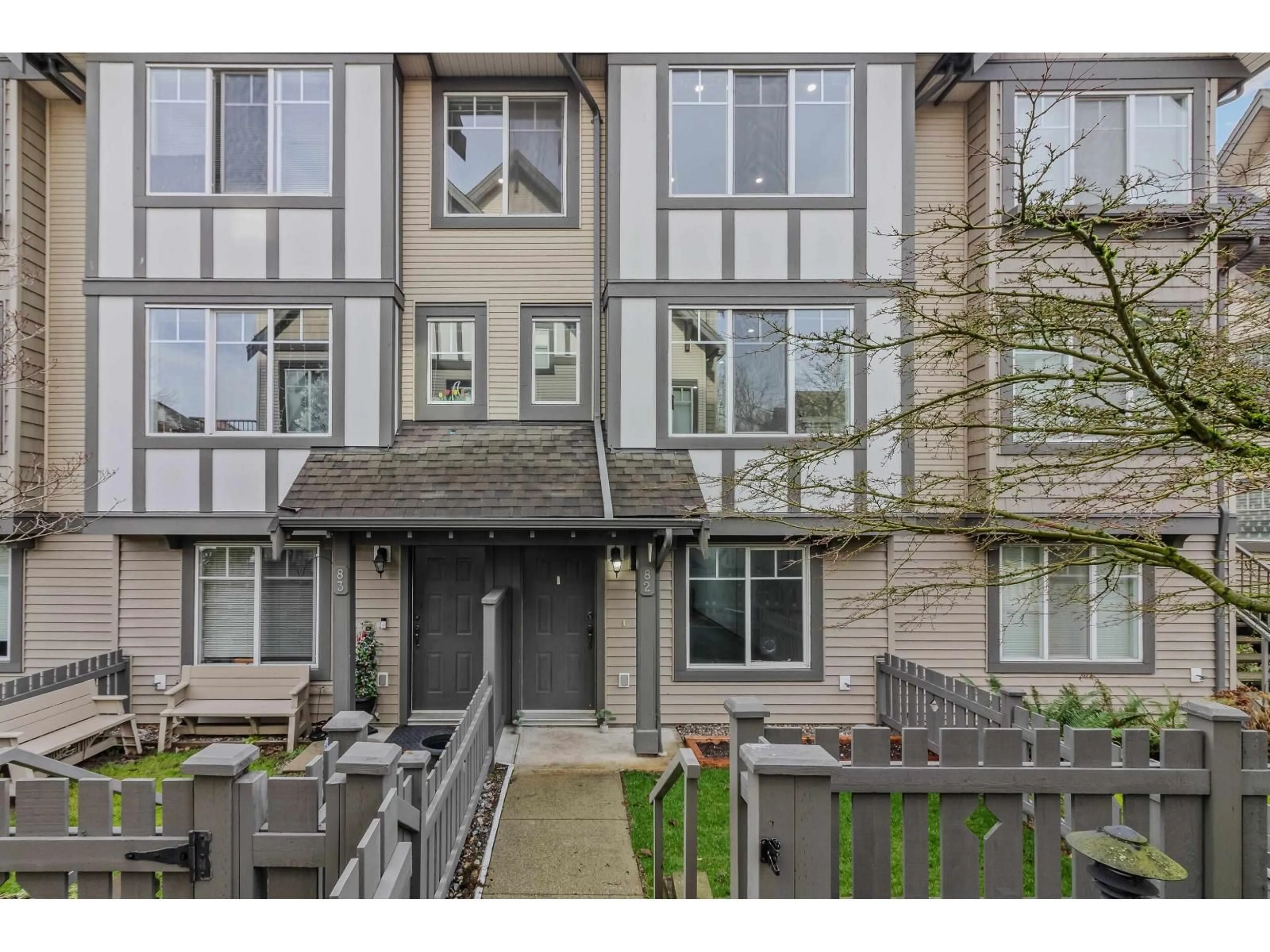 Unknown for 82 - 20038 70 AVENUE, Langley British Columbia V2Y0B4