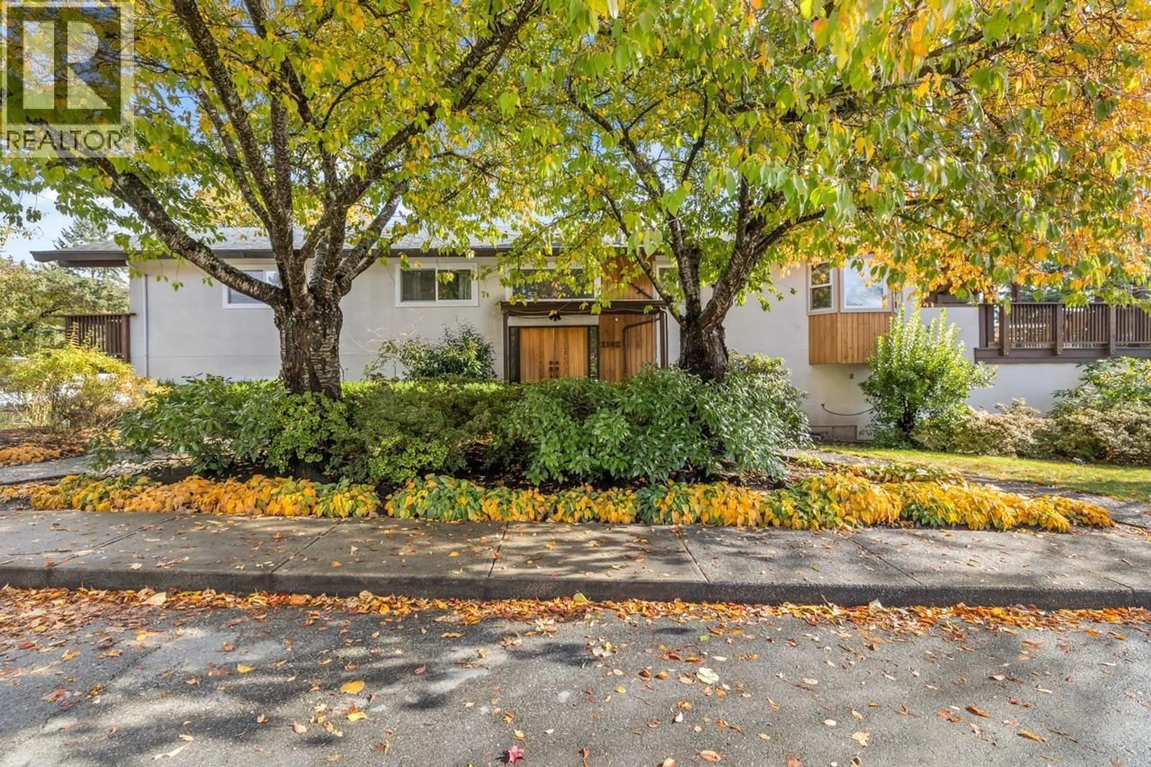 Unknown for 2142 ST. ANDREWS AVENUE, North Vancouver British Columbia V7L3M5