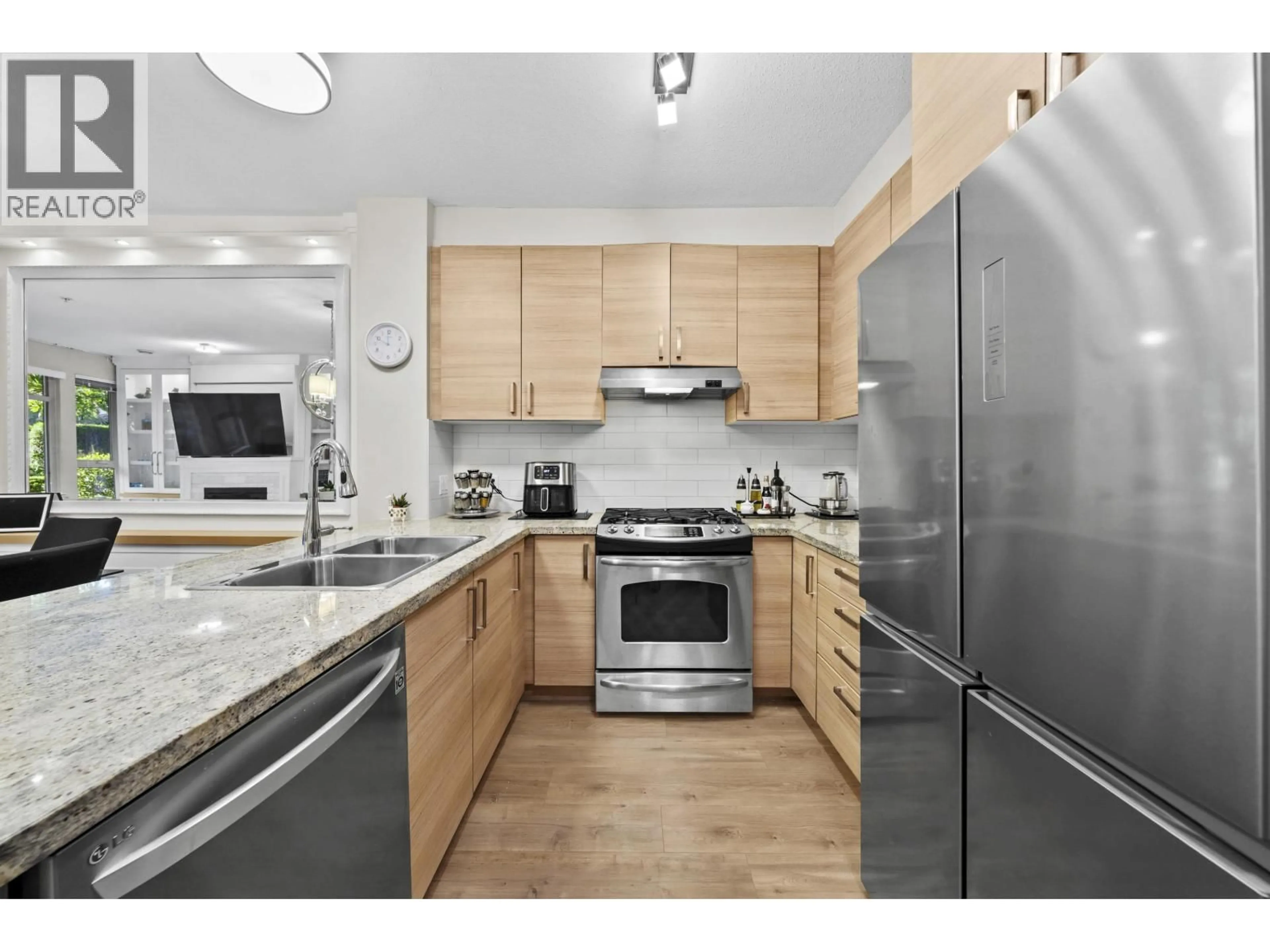 Standard kitchen, unknown for 113 - 1150 KENSAL PLACE, Coquitlam British Columbia V3B0H4
