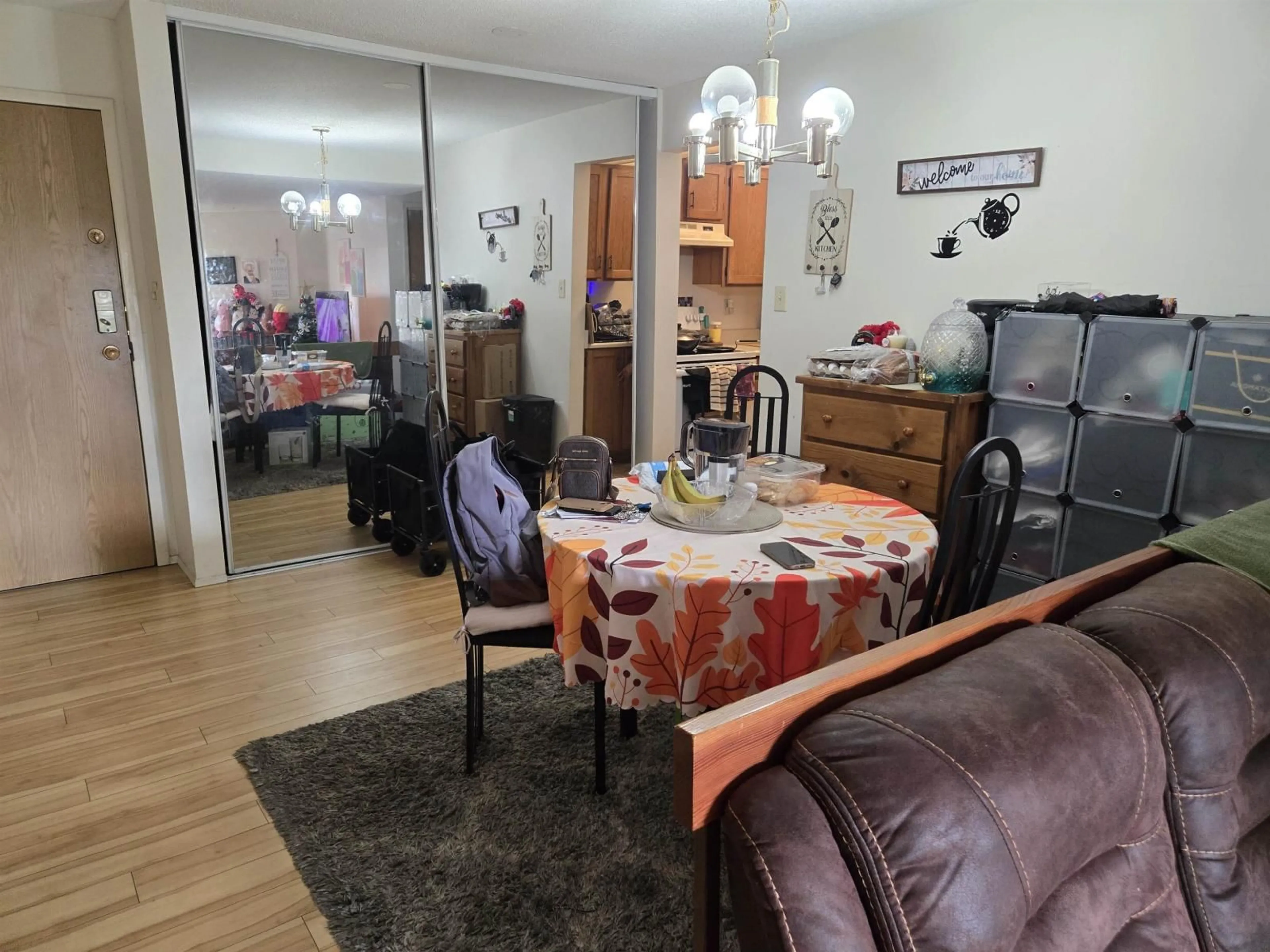 A pic of a room for 2203 - 13819 100 AVENUE, Surrey British Columbia V3T5L1