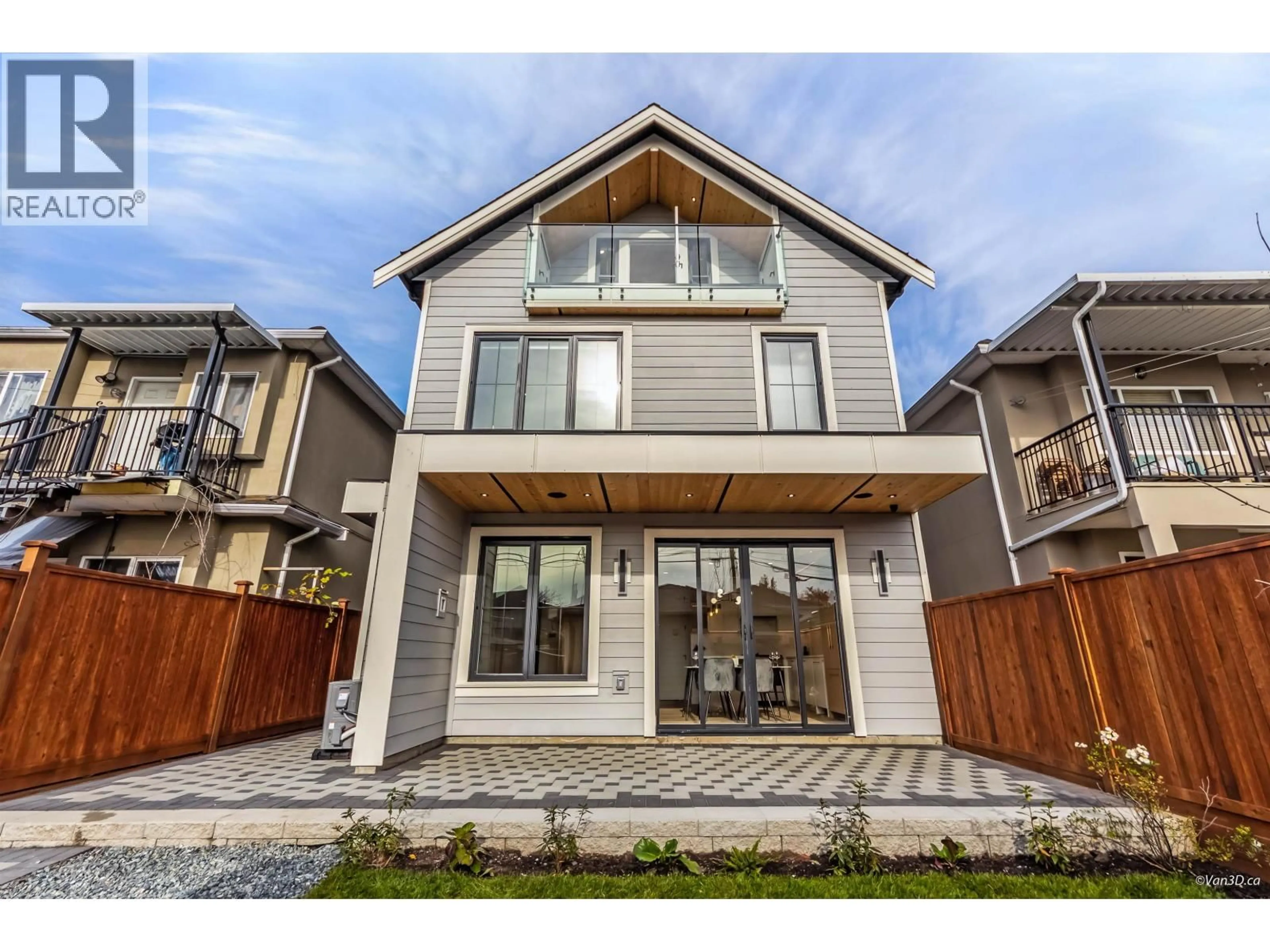 Home with vinyl exterior material, street for 2 - 150 51ST AVENUE, Vancouver British Columbia V5X1C3