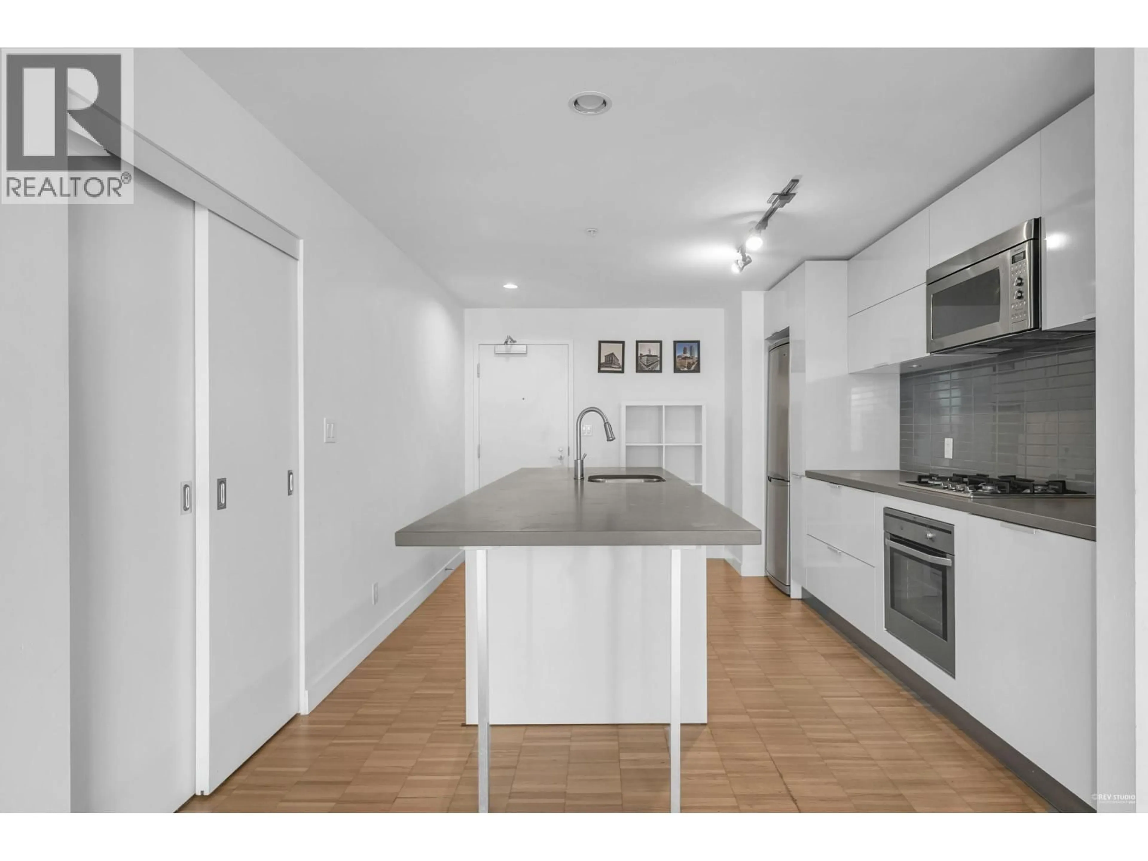 Standard kitchen, unknown for 1707 - 108 CORDOVA STREET, Vancouver British Columbia V6B0G5