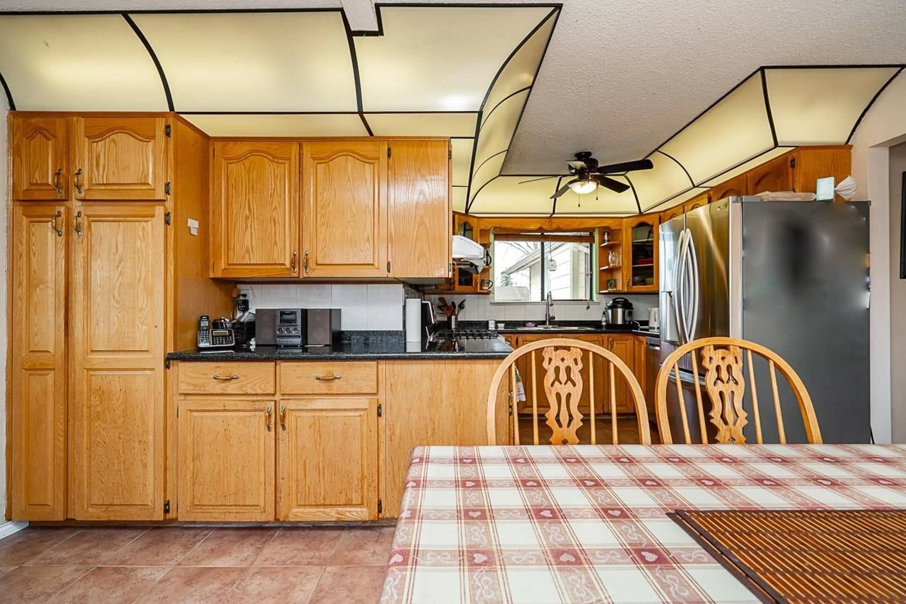 Standard kitchen, unknown for 11457 83A AVENUE, Delta British Columbia V4C2J7