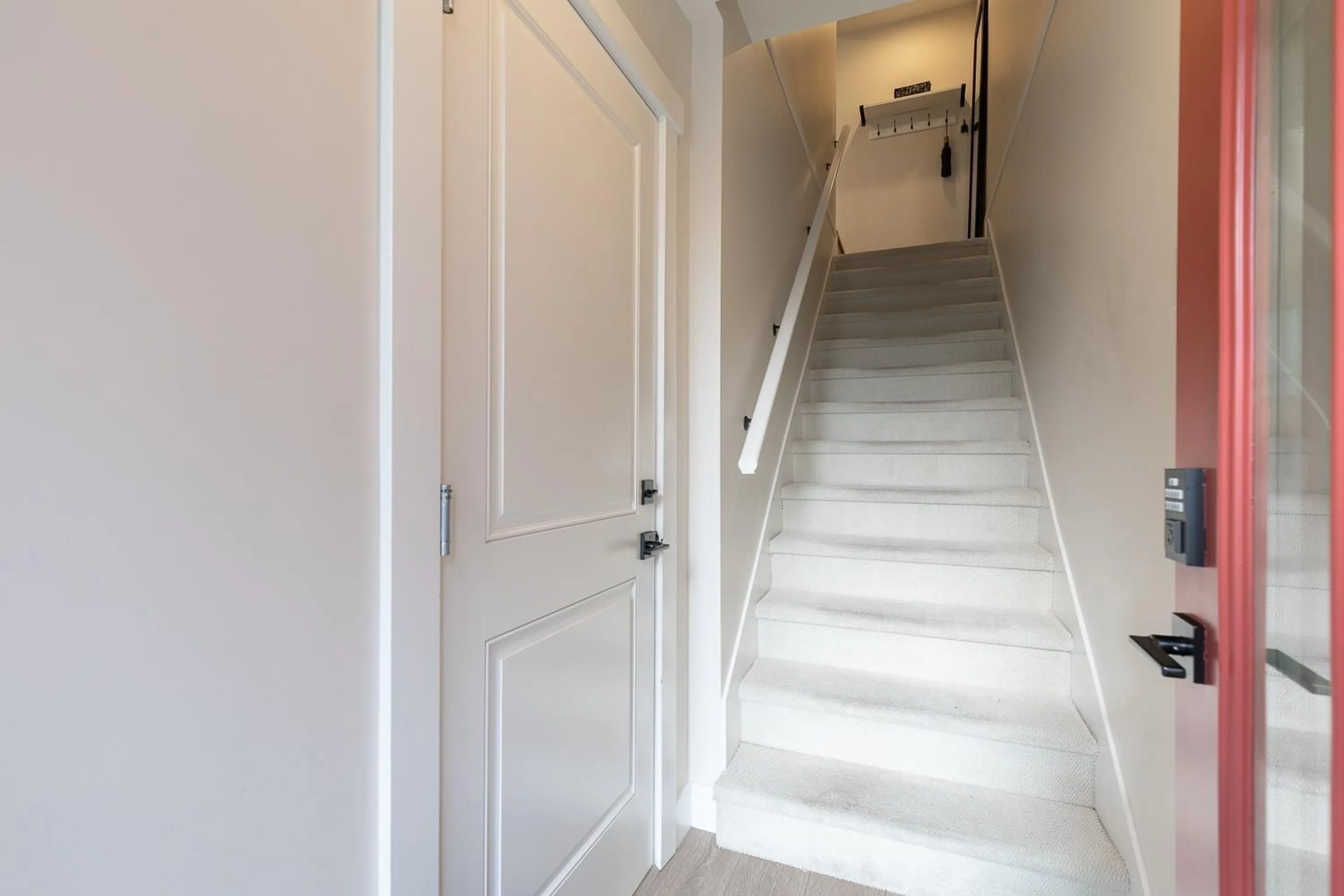 Unknown for 70 - 16433 19 AVENUE, Surrey British Columbia V3Z0Z1