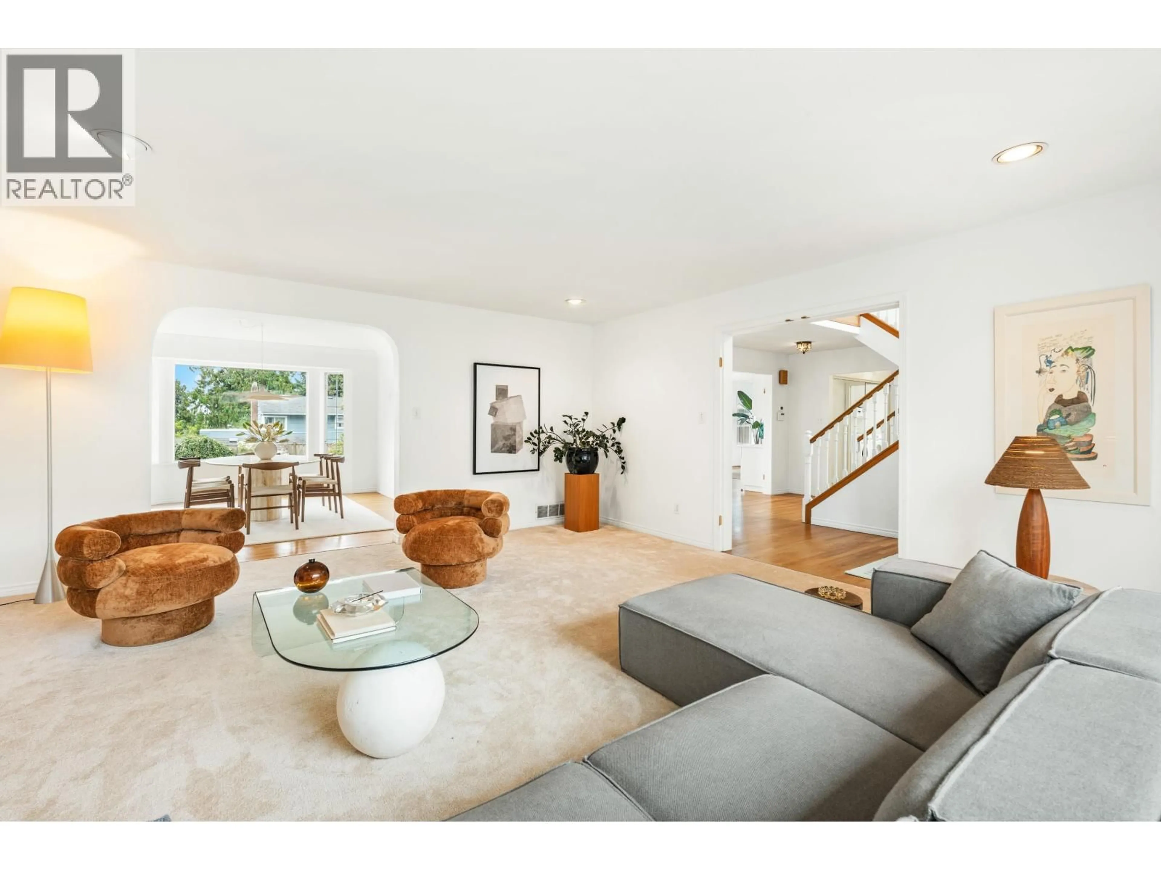 Living room with furniture, unknown for 2372 KINGS AVENUE, West Vancouver British Columbia V7V2C4