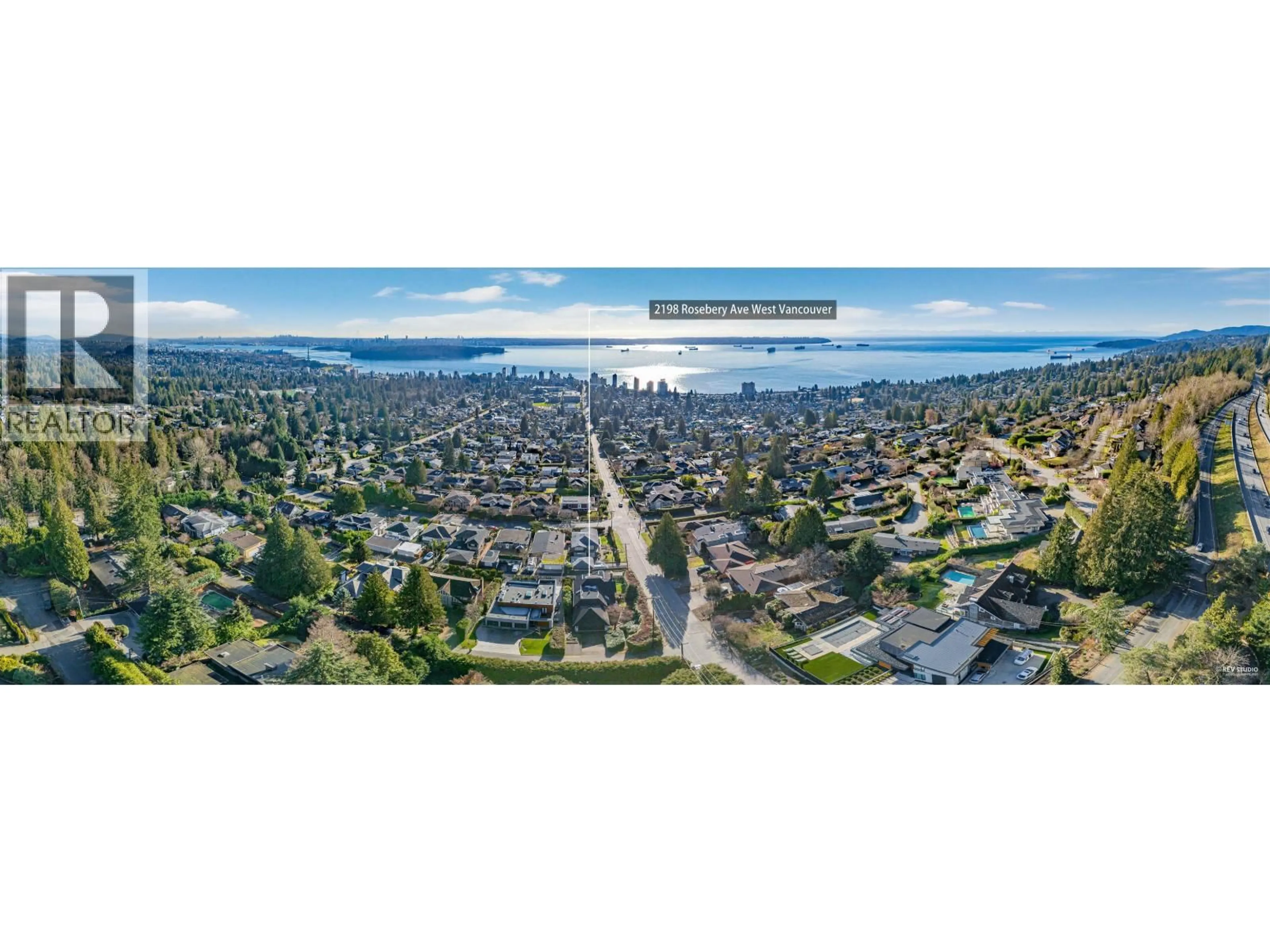A pic from outside/outdoor area/front of a property/back of a property/a pic from drone, street for 2198 ROSEBERY AVENUE, West Vancouver British Columbia V7V2Z7