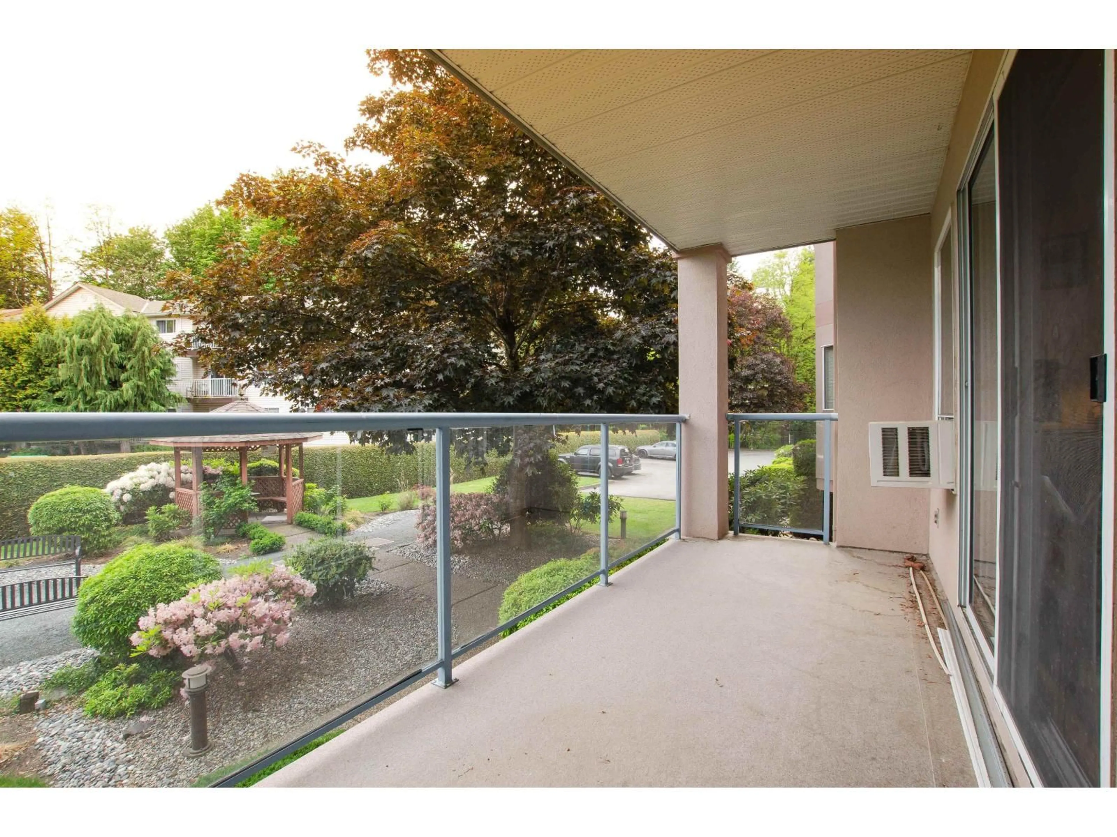 Patio, unknown for 107 - 33110 GEORGE FERGUSON WAY, Abbotsford British Columbia V2S2L5