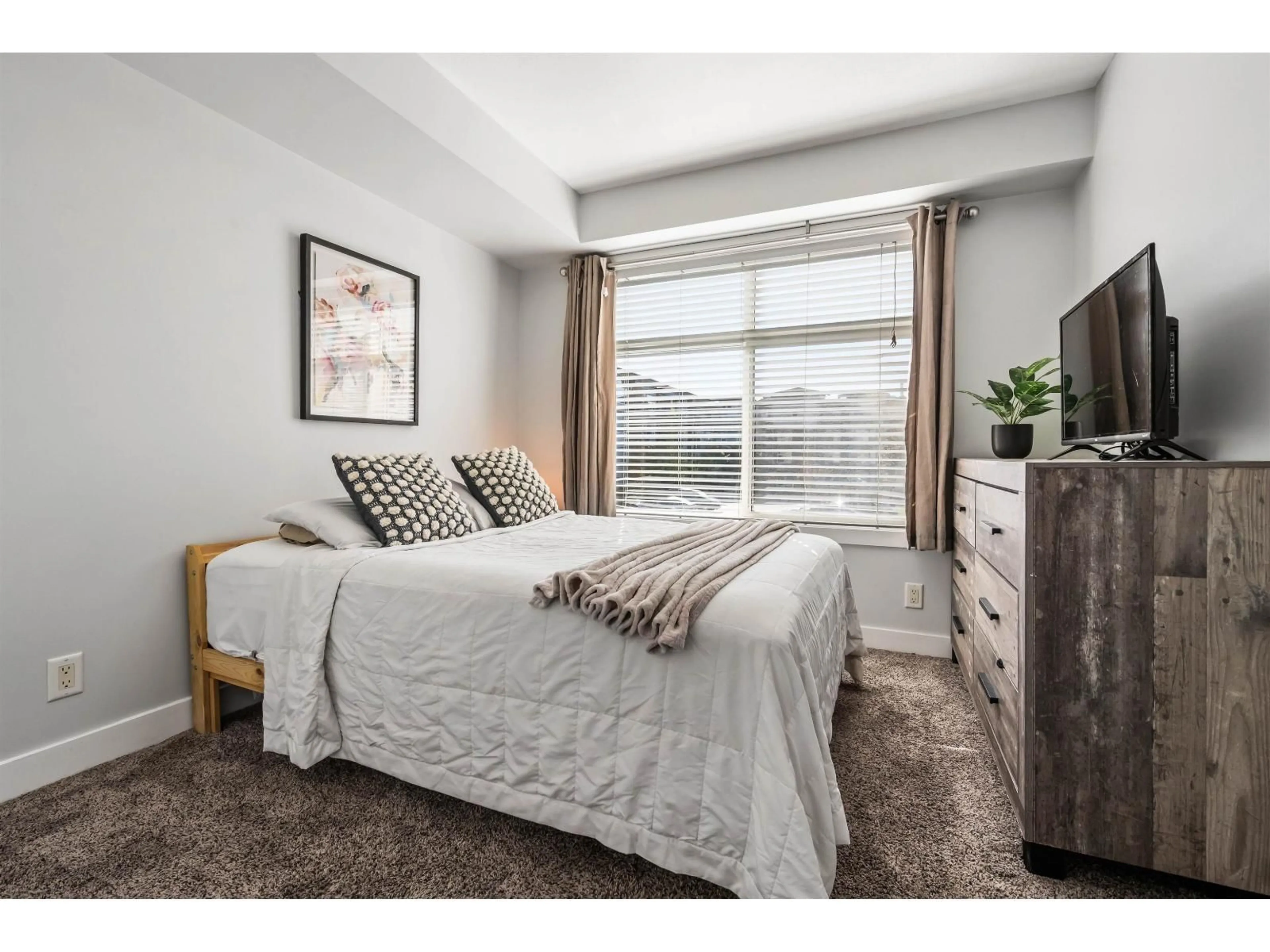 Bedroom with bed, unknown for 217 - 46150 BOLE AVENUE, Chilliwack British Columbia V2P0B7