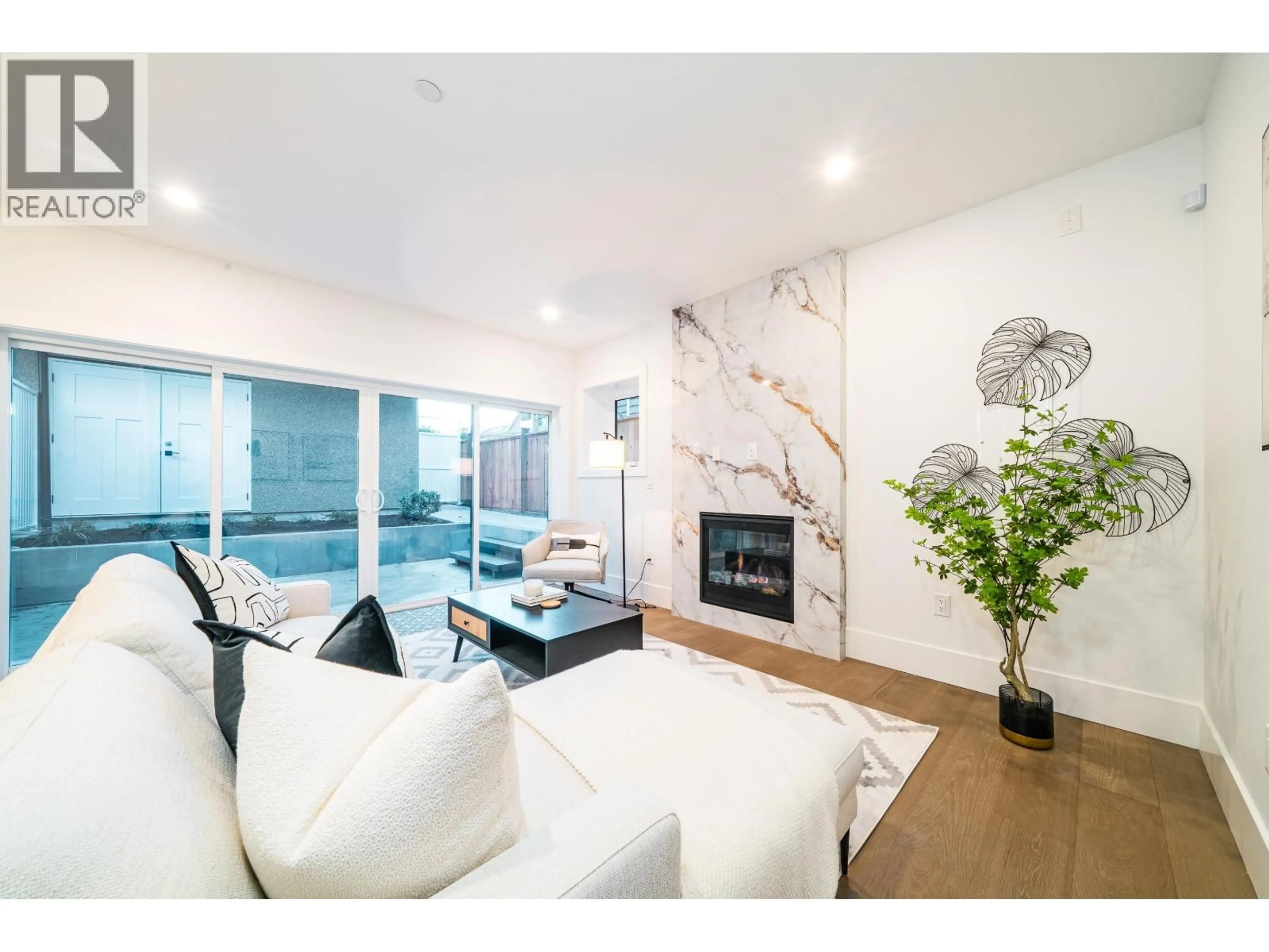 Living room with furniture, unknown for A - 2735 8TH AVENUE, Vancouver British Columbia V6K2B7